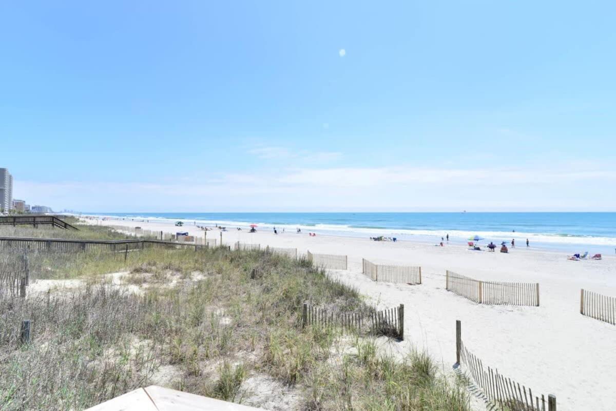 Penthouse Stunning Ocean Views Lazy River Indoor Pool Holiday home