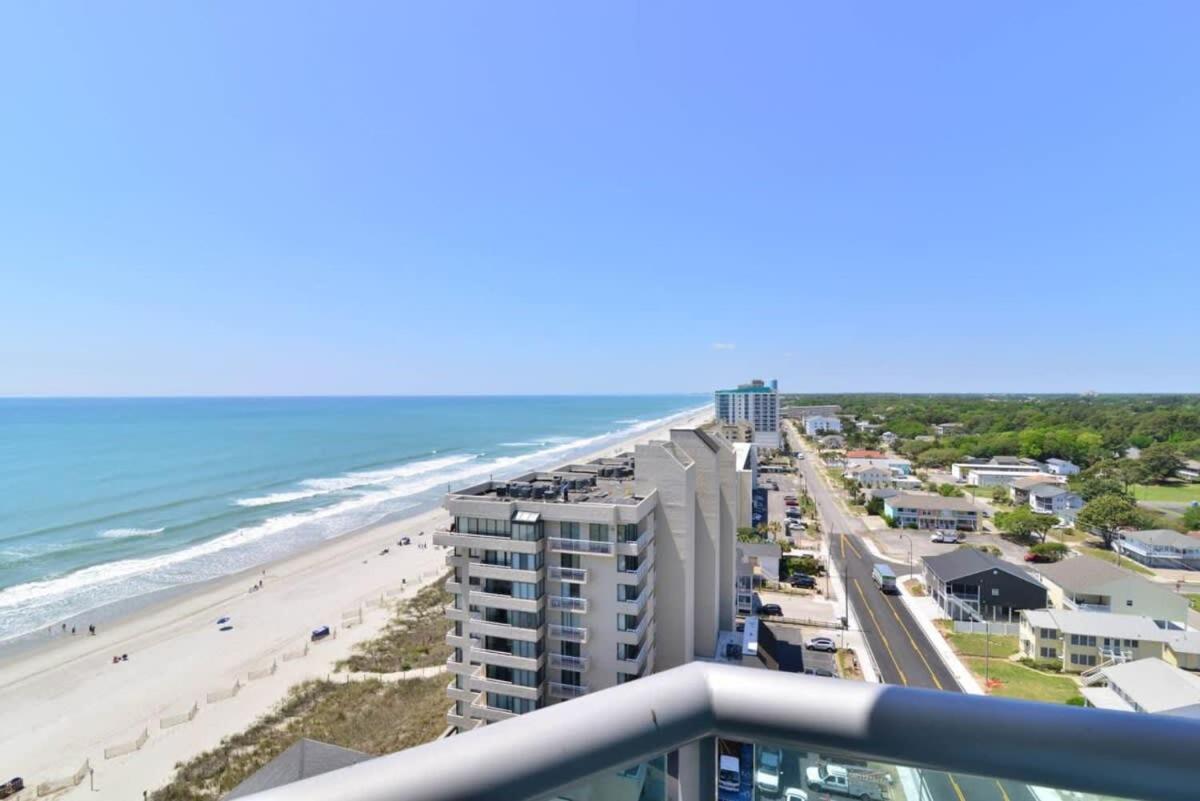 Penthouse Stunning Ocean Views Lazy River Indoor Pool *
