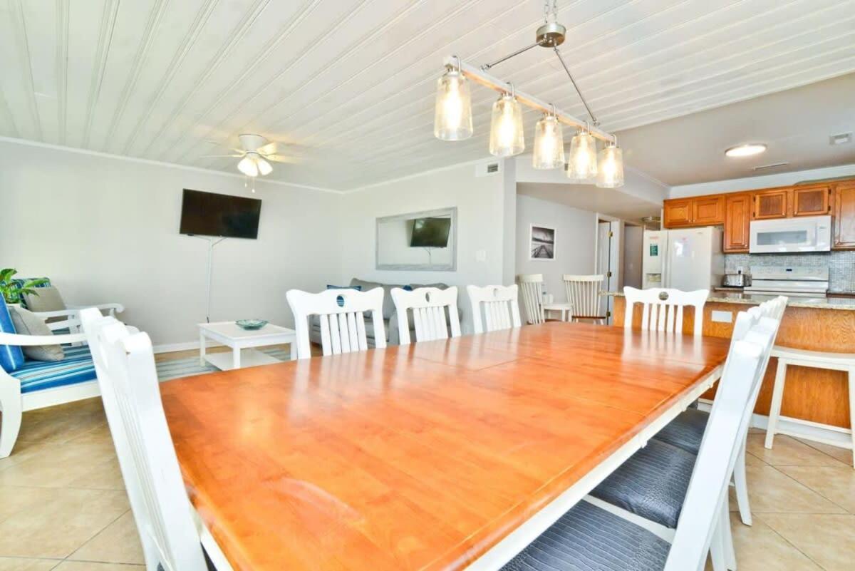 Hazels Child Oceanfront Large House Myrtle Beach