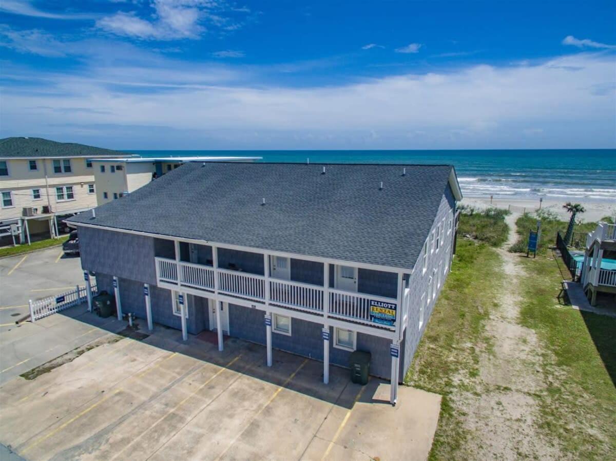 Hazels Child Oceanfront Large House Myrtle Beach