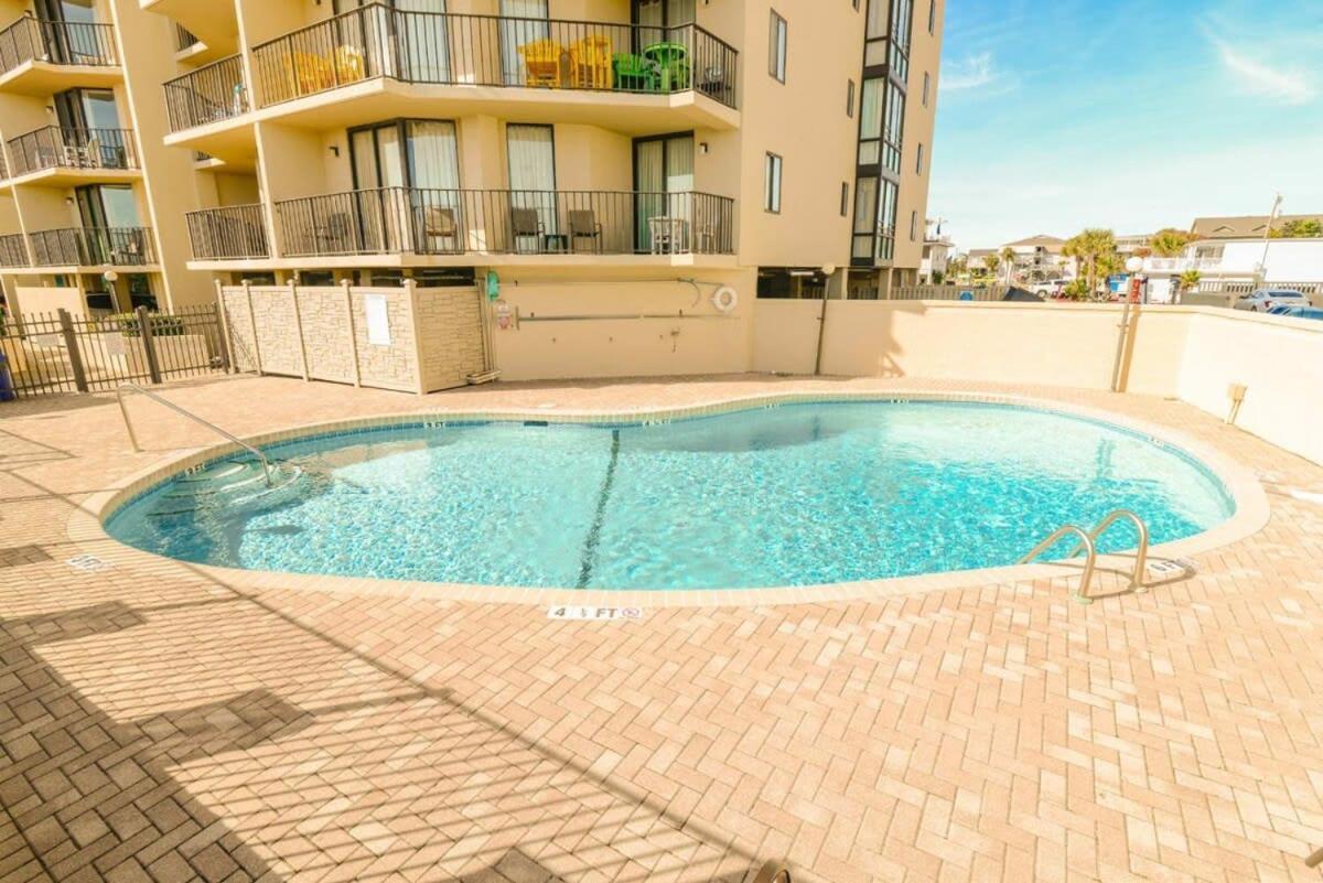 Holiday home Peak Paradise 3 Bedroom Oceanfront Summit W Pool Myrtle Beach
