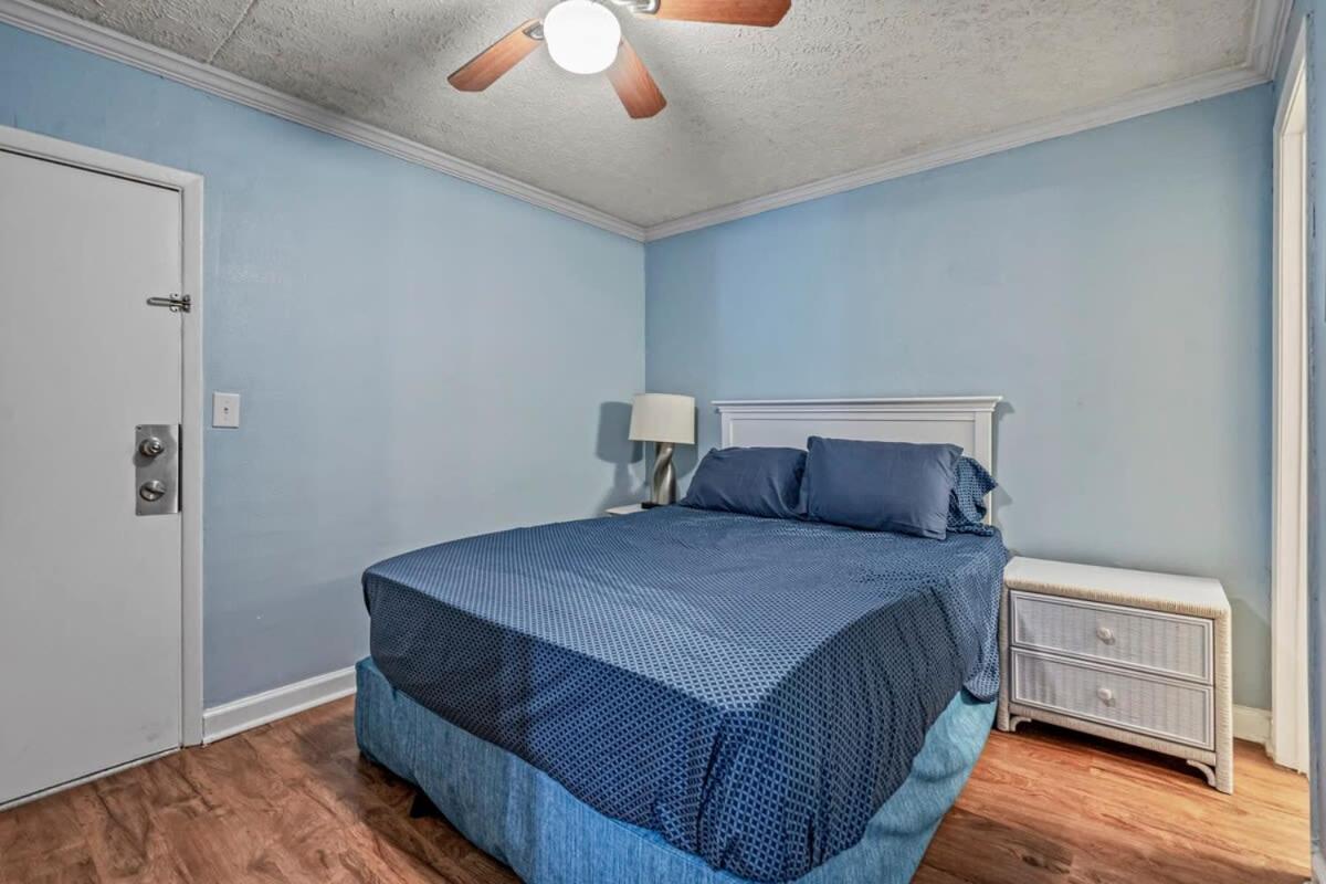 Charming One Block From The - Wr 301 Holiday home *
