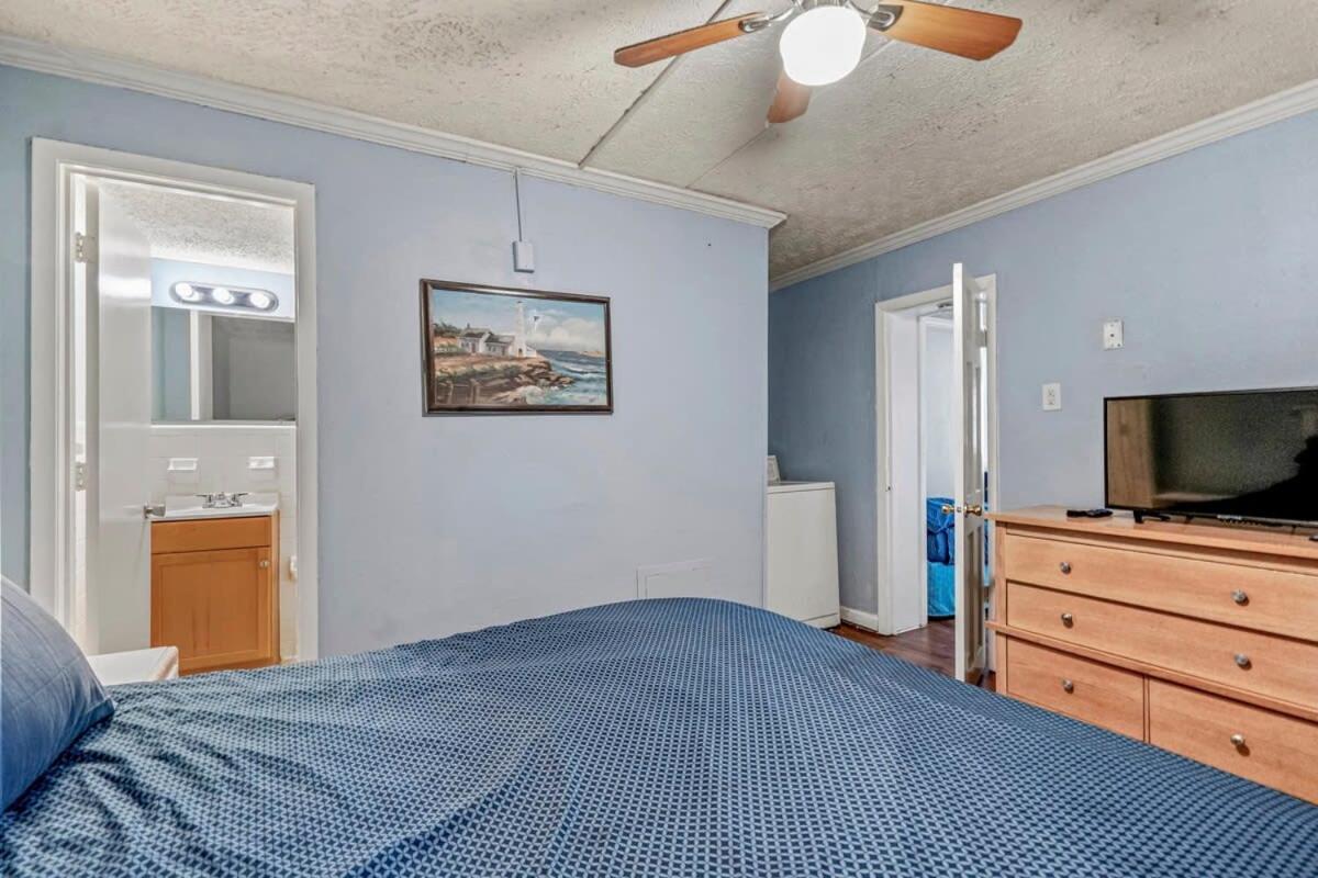 Holiday home Charming One Block From The - Wr 301 Myrtle Beach