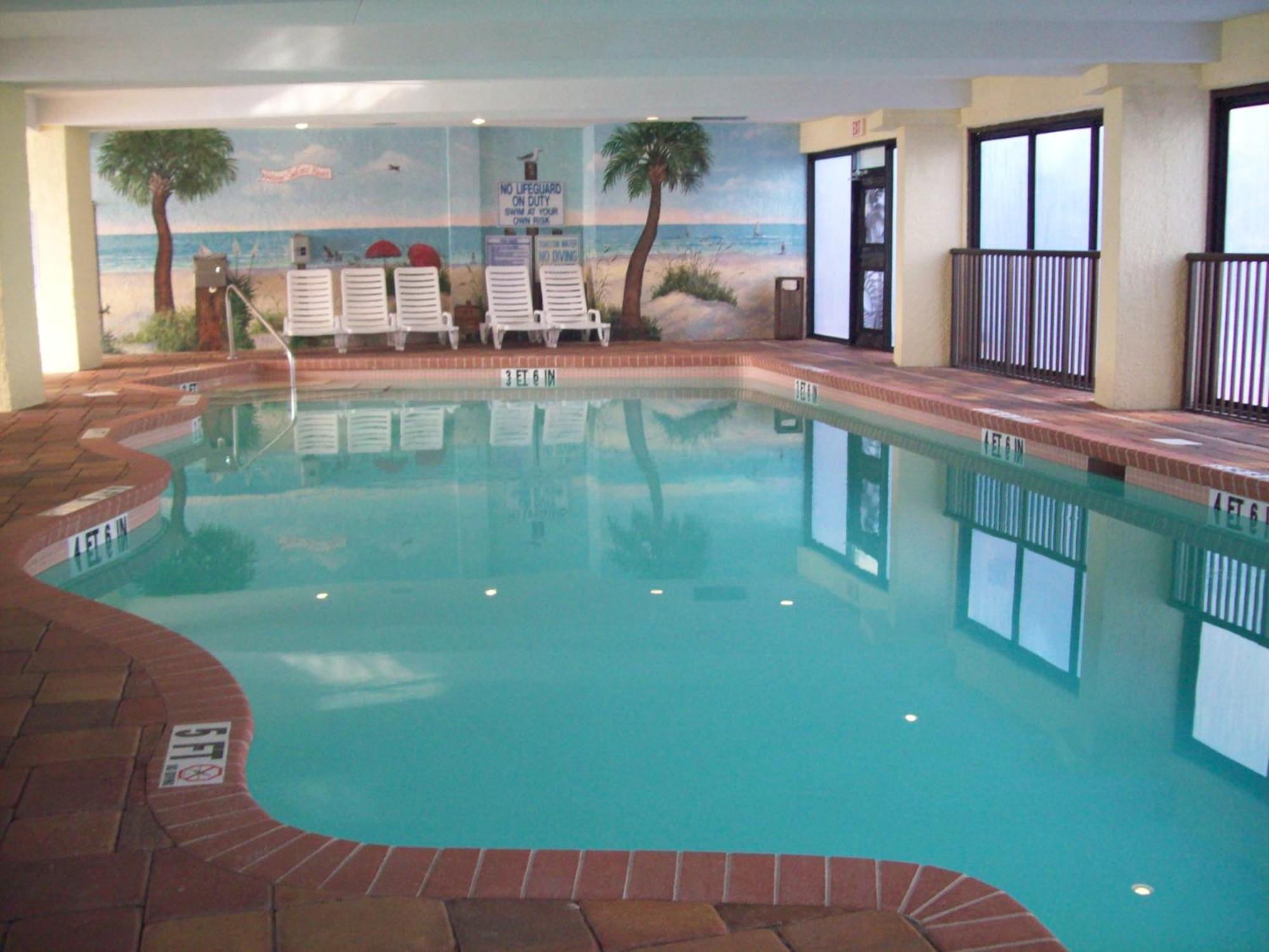 Sea Crest Oceanfront Resort 3*