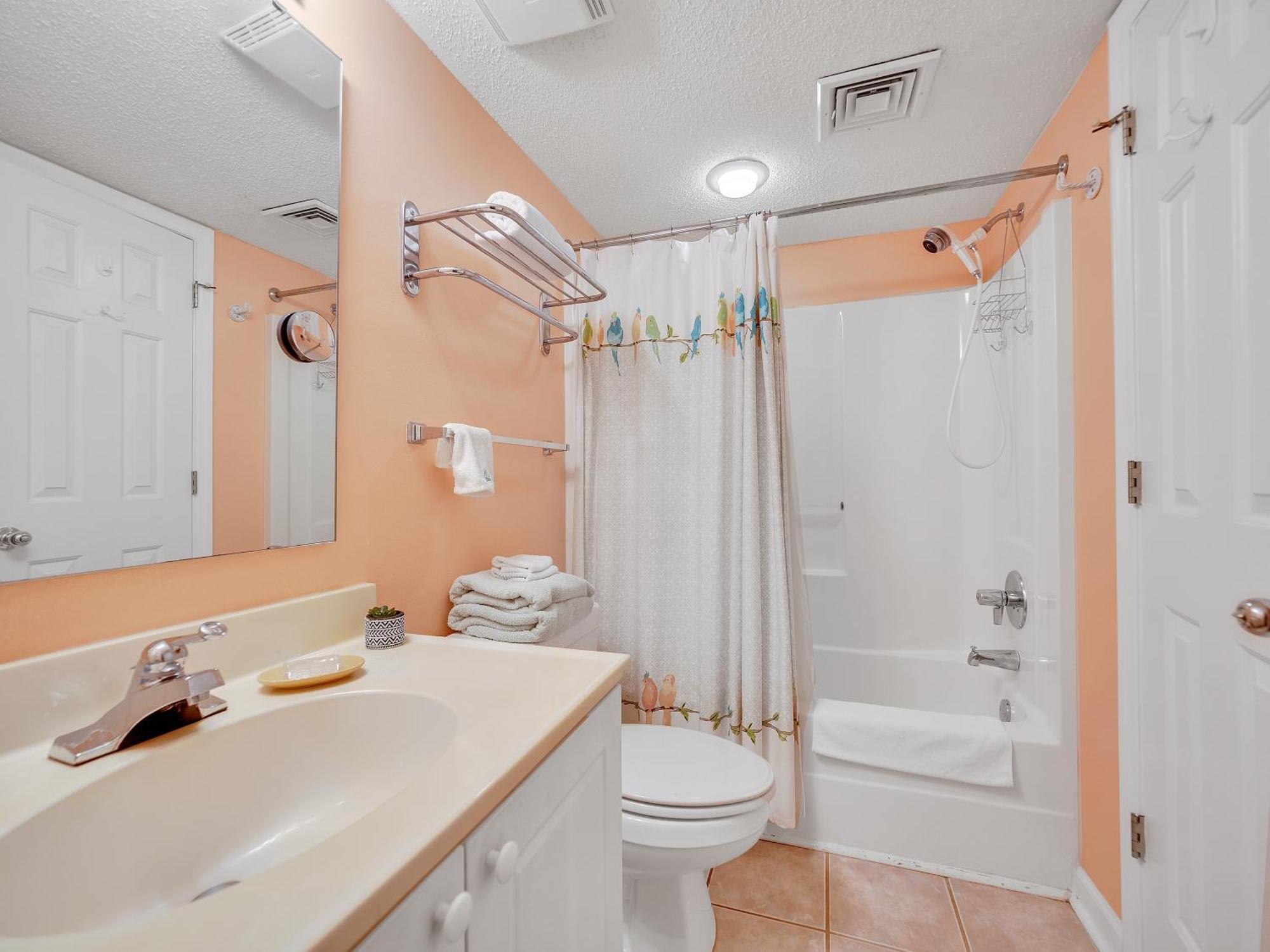 Ocean Bay Club 107 Apartment *