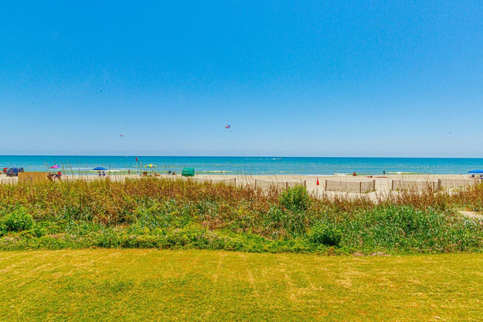 Direct Oceanfront 1 Bedroom - Surf's Up Oceanfront Oasis 1416