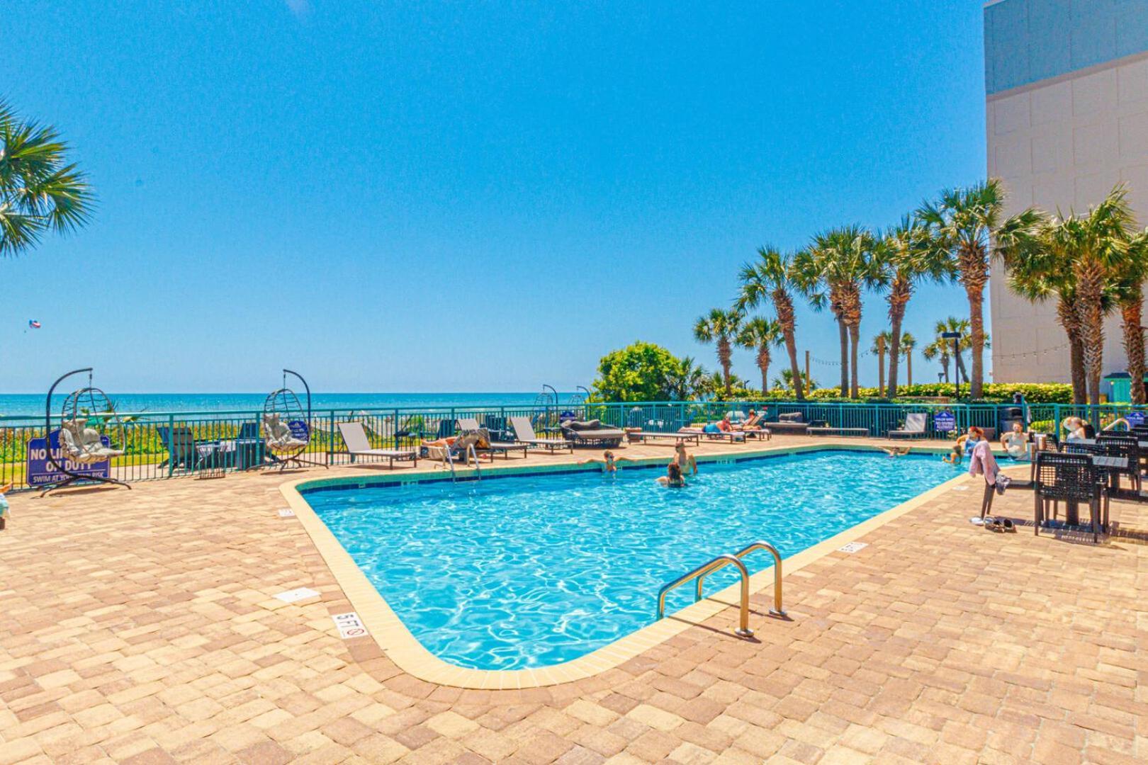 Direct Oceanfront 1 Bedroom - Surf's Up Oceanfront Oasis 1416 Myrtle Beach