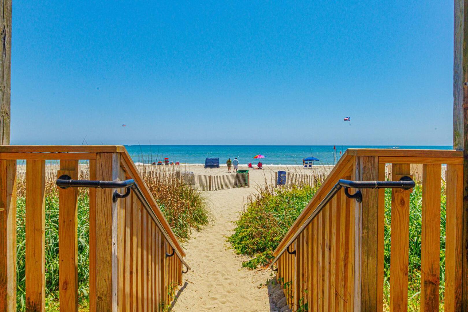 Direct Oceanfront 1 Bedroom - Surf's Up Oceanfront Oasis 1416 Holiday home Myrtle Beach