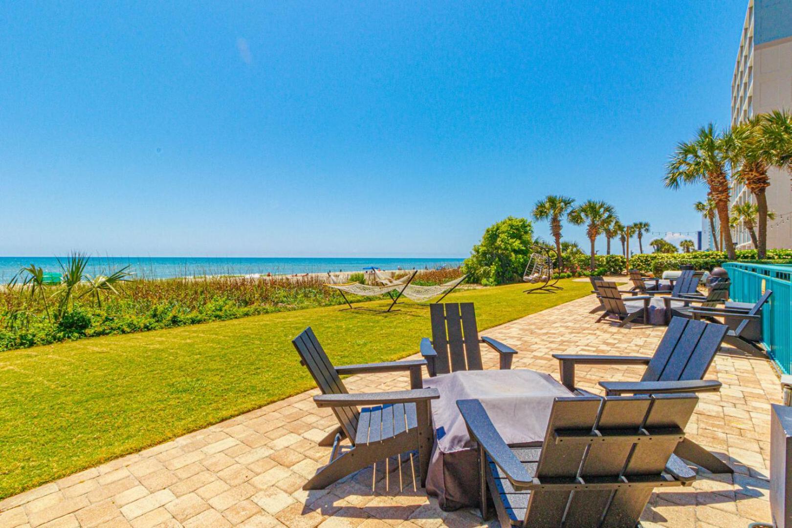 Direct Oceanfront 1 Bedroom - Surf's Up Oceanfront Oasis 1416 * Myrtle Beach