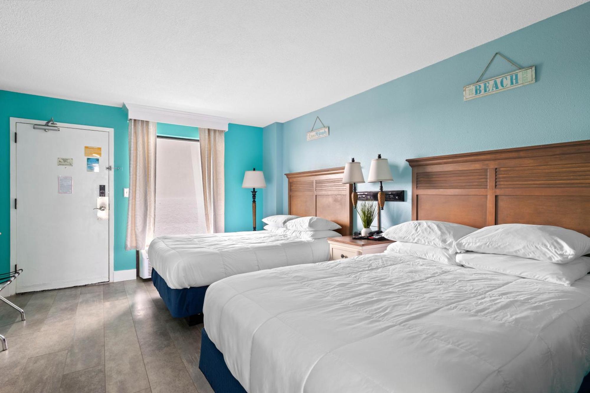 Oceanfront Oasis Aparthotel
