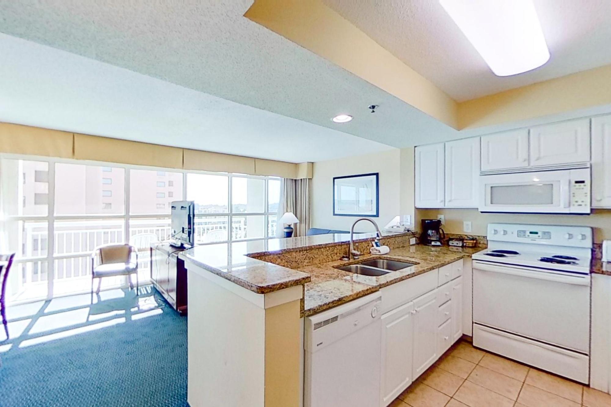 Carolinian Apartment *