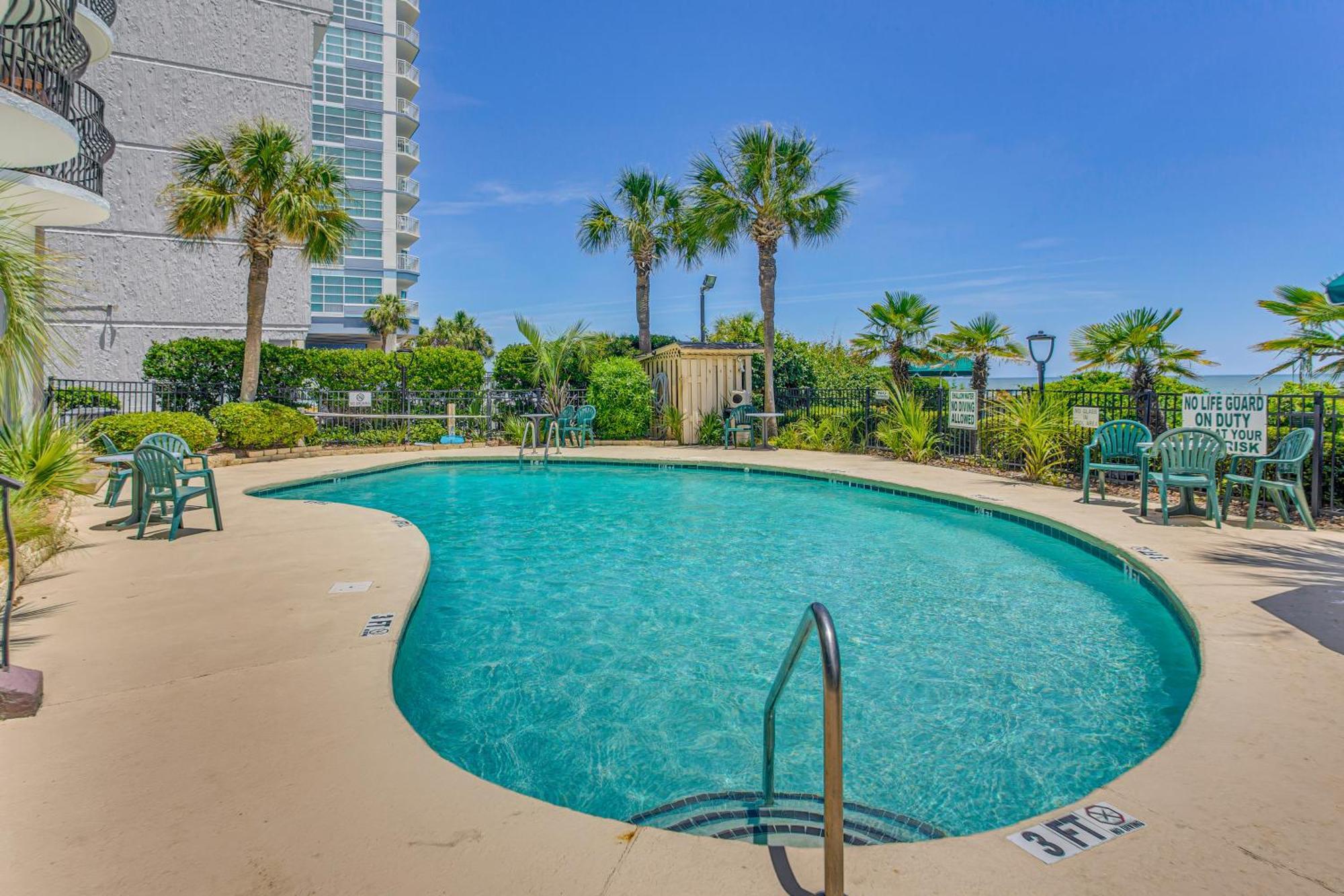 Myrtle Oceanfront With Covered Balcony! Apartment *