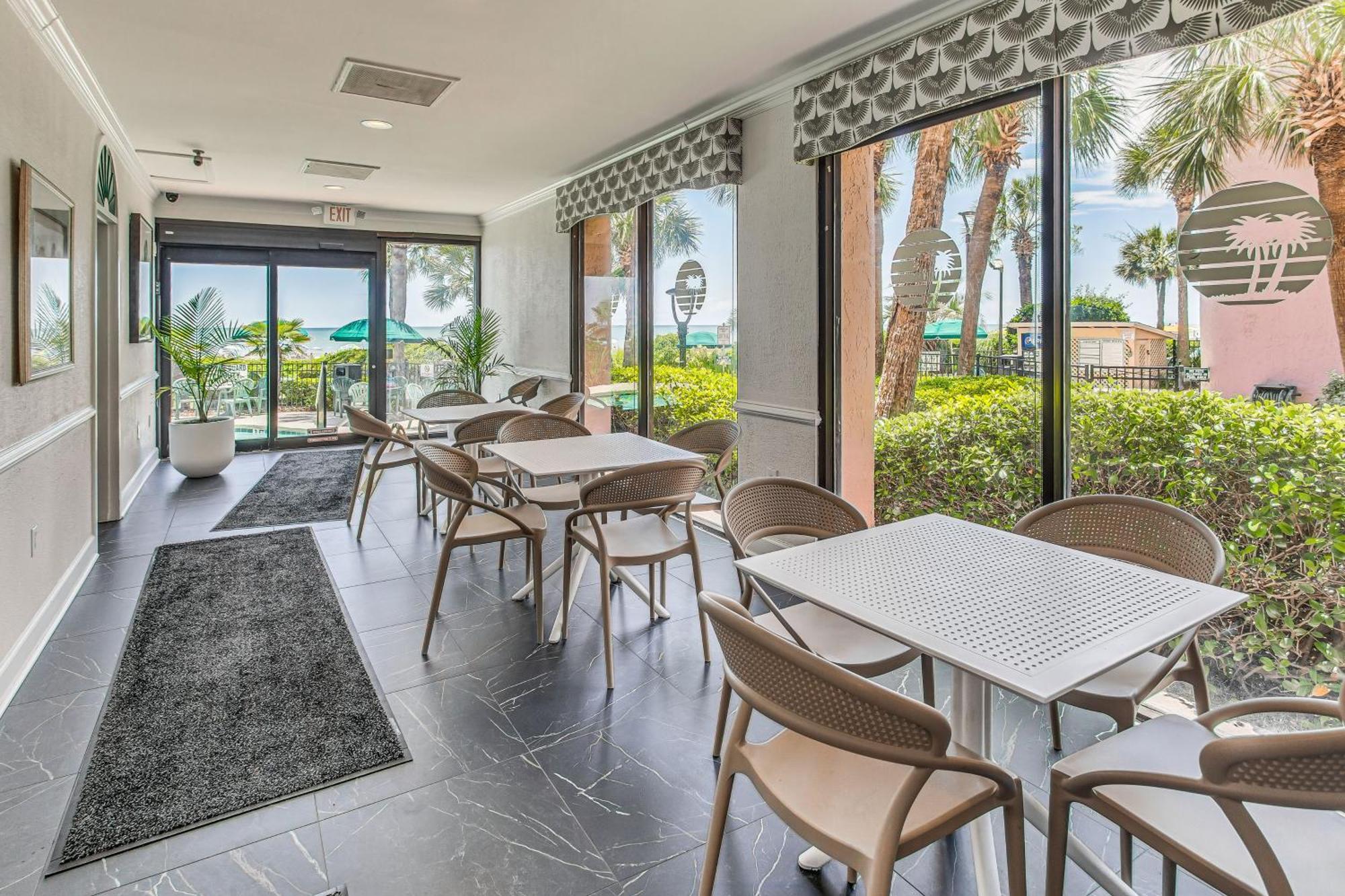 Myrtle Oceanfront With Covered Balcony! *