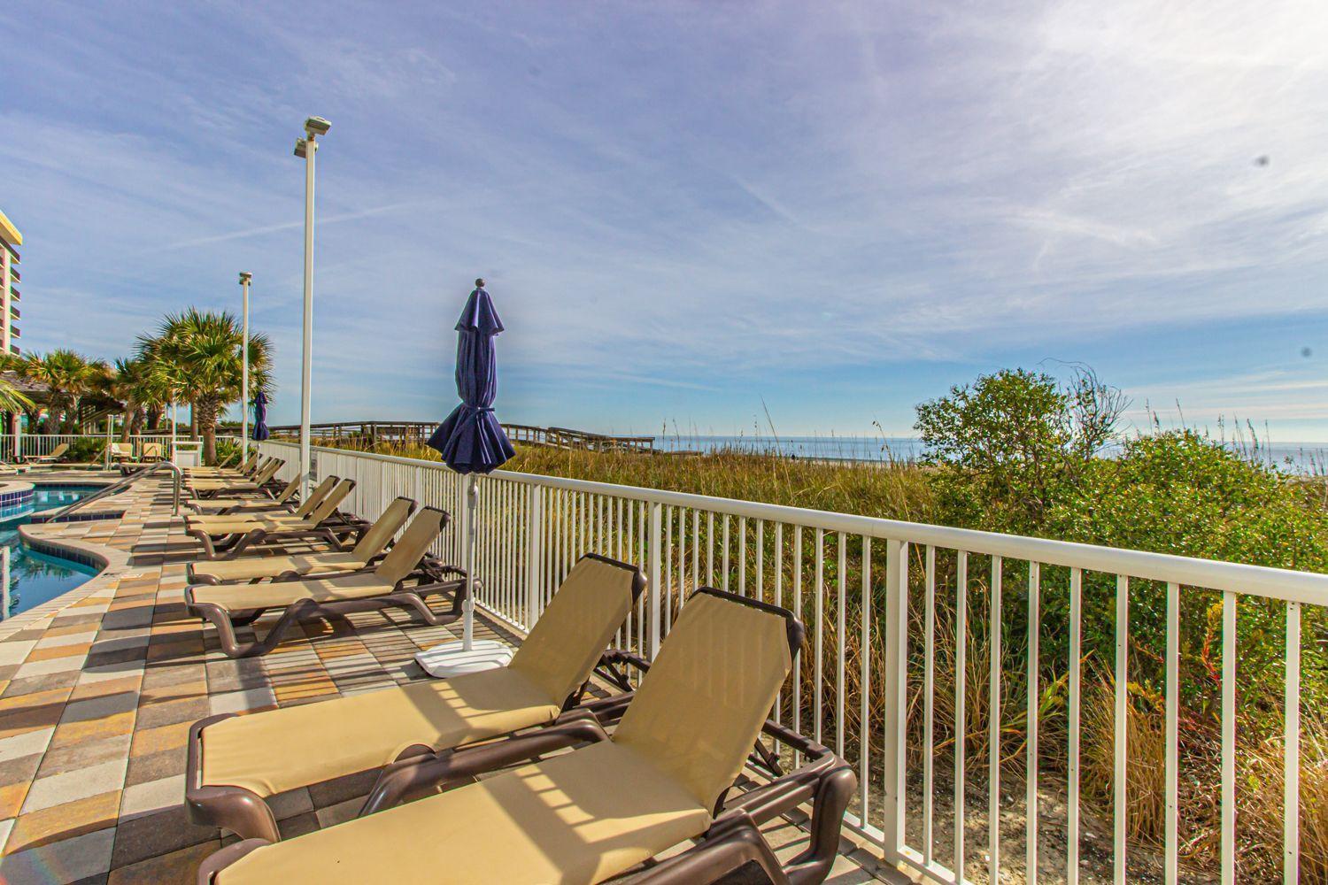 Towers On The Grove 724 Direct Oceanfront Sleeps 6 Guests * Myrtle Beach