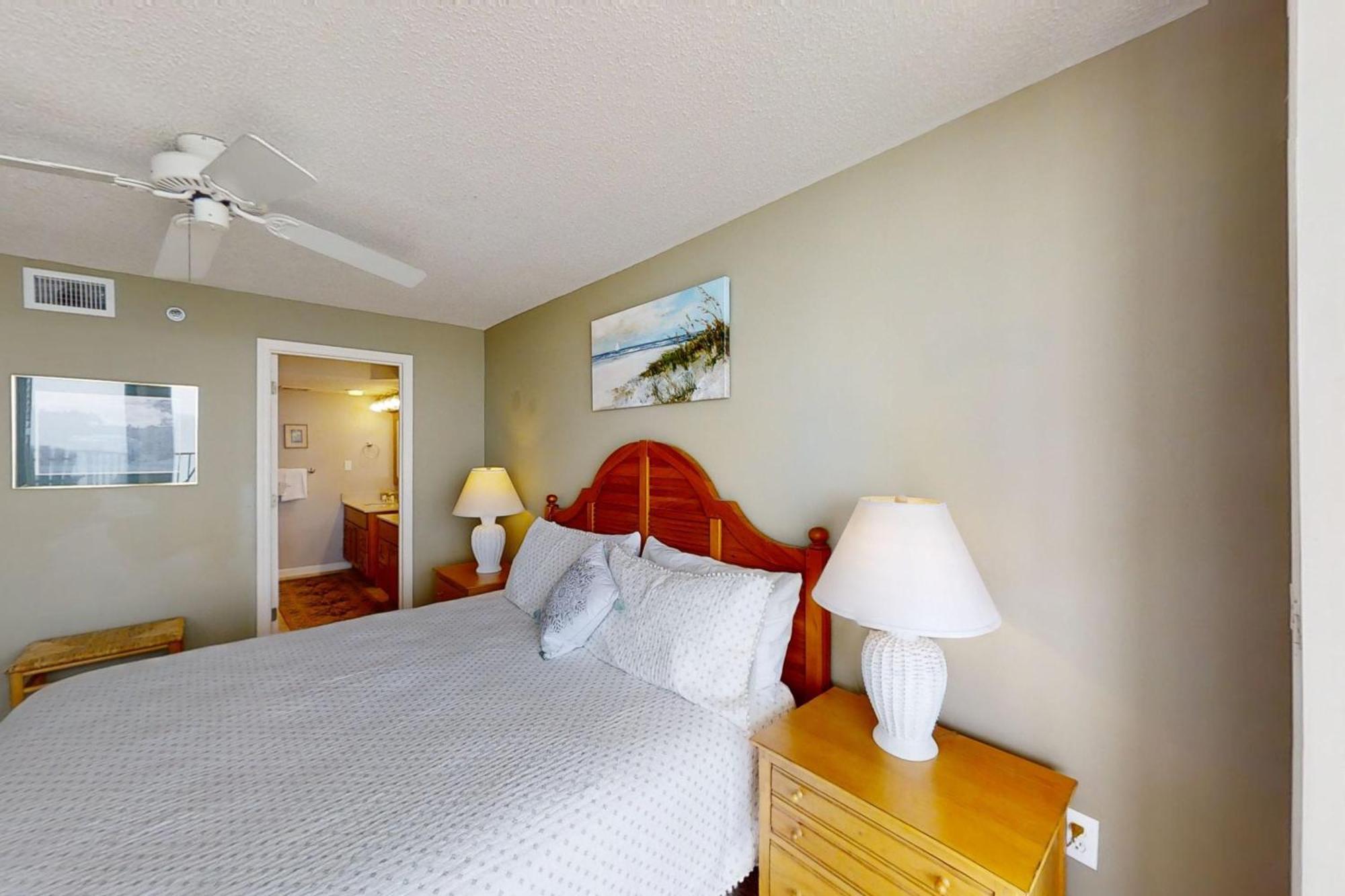 Little Big House At Windy Hill Apartment *