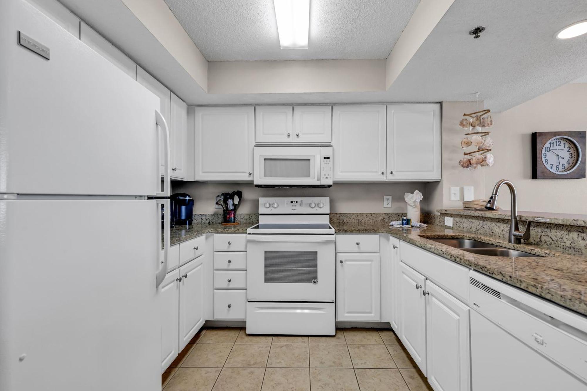 Carolinian Apartment *