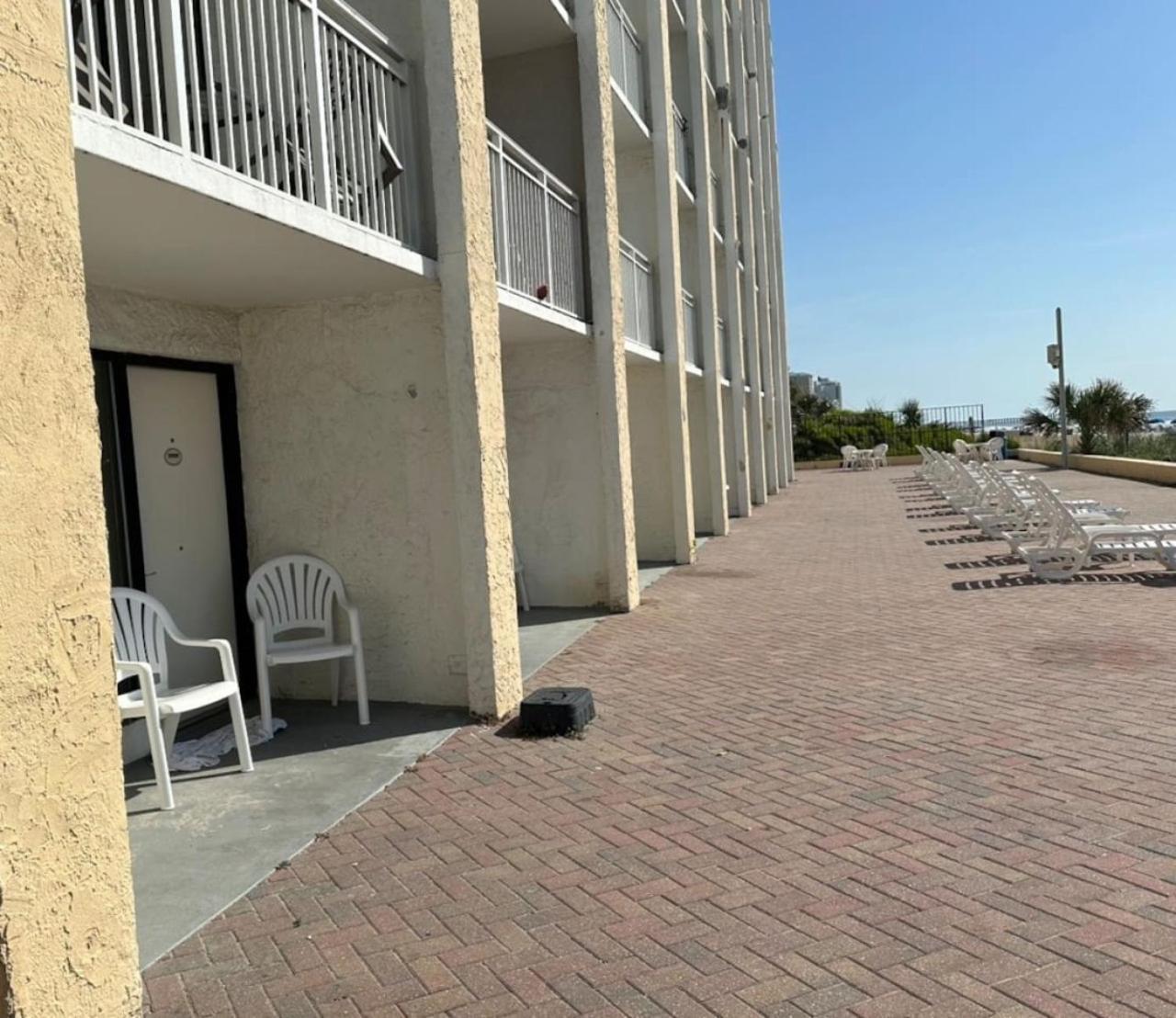 Oceanfront. Ground Floor. Easily Accessible. Apartment