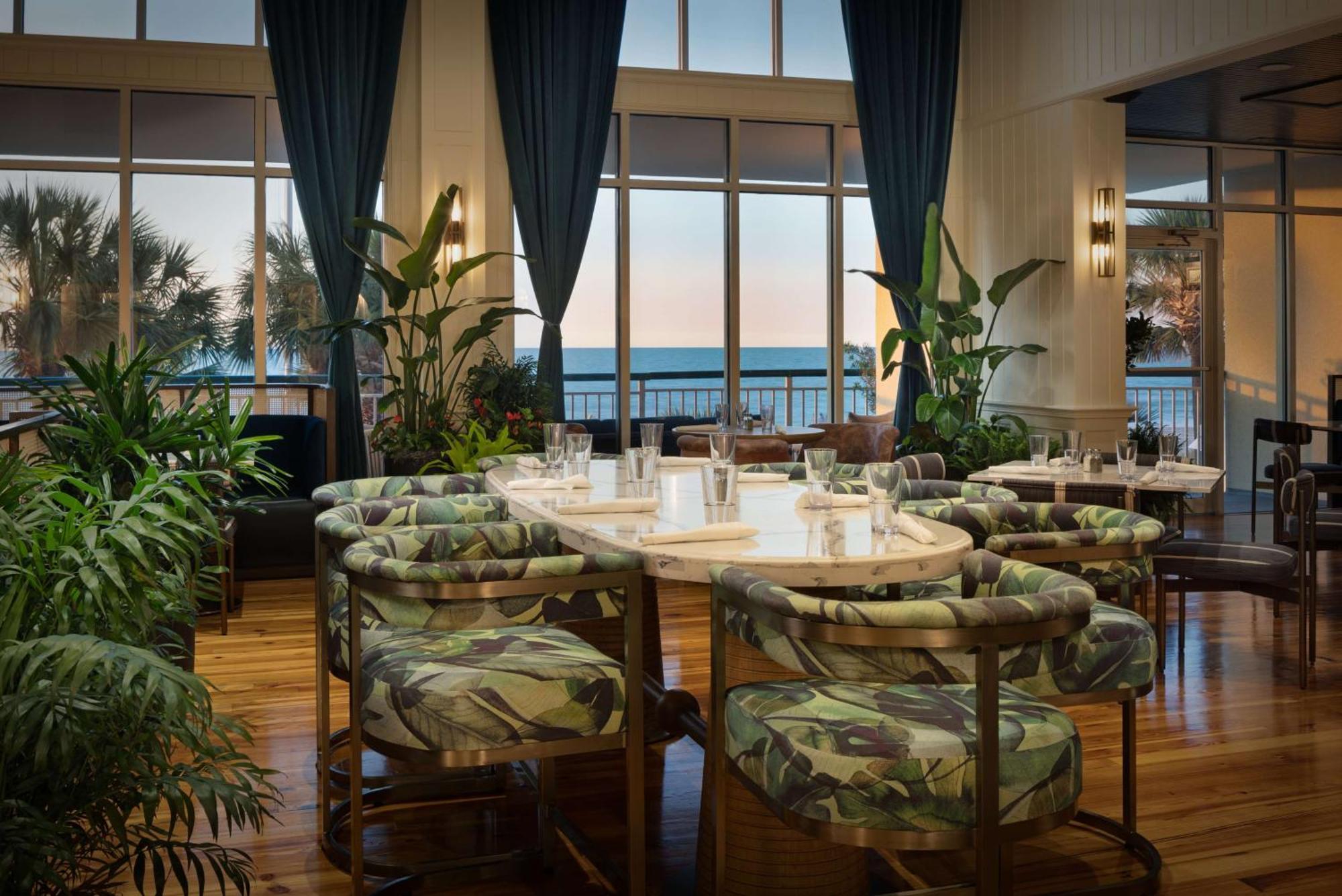 Hotel Hampton & Myrtle Oceanfront