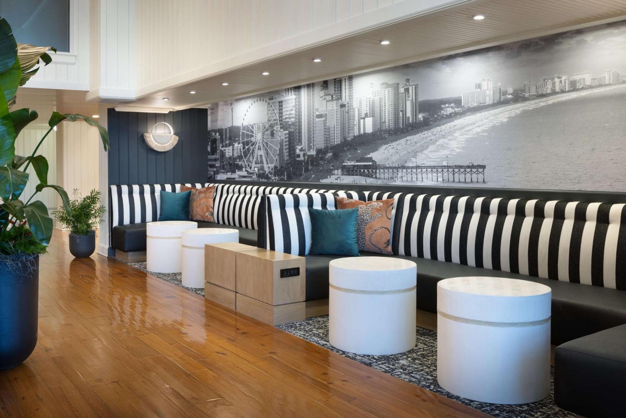 Hotel Hampton & Myrtle Oceanfront 3*