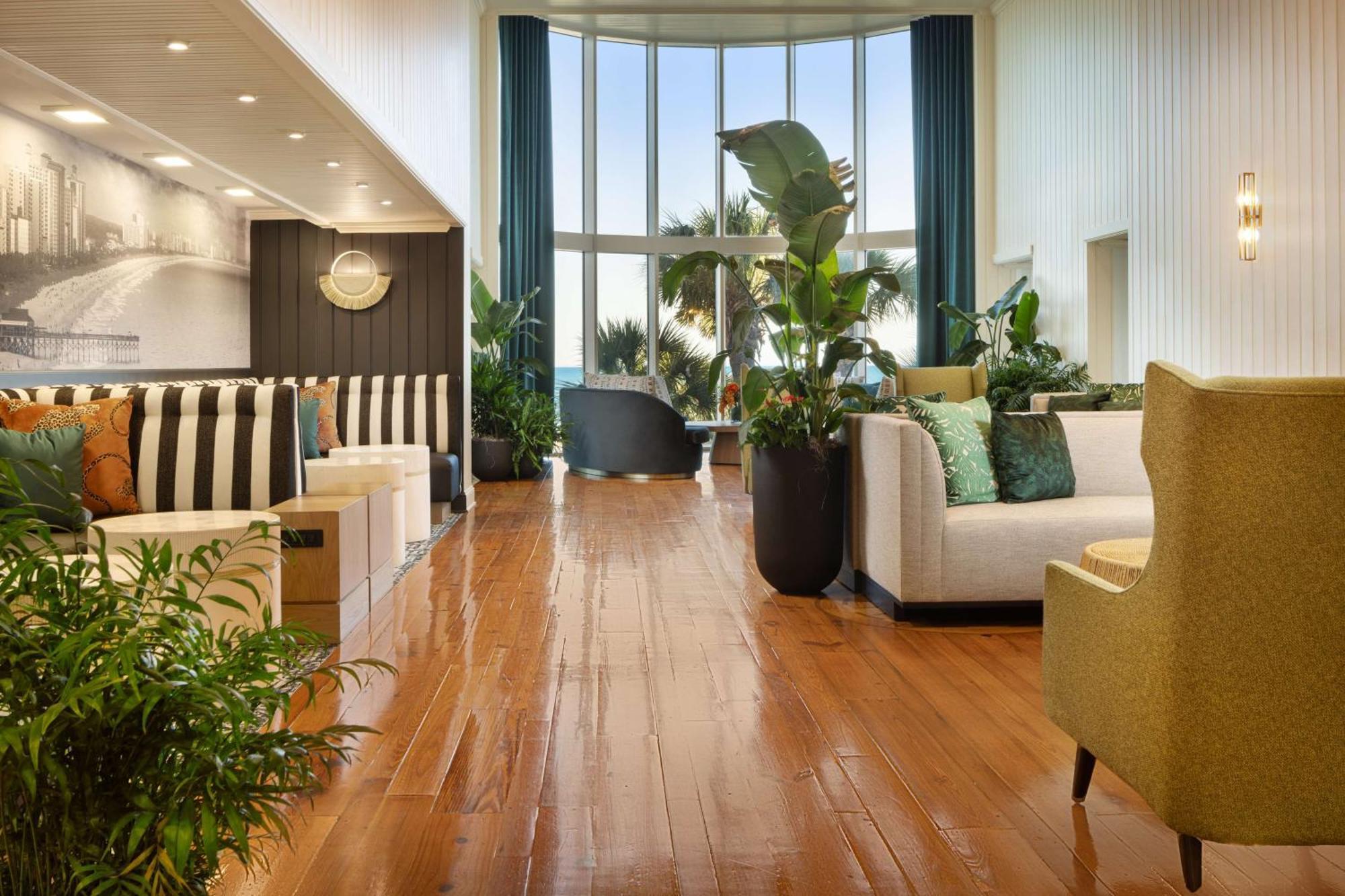Hampton & Myrtle Oceanfront 3*