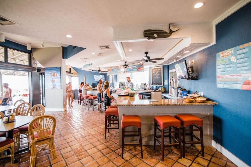 Aparthotel Ocean Reef Resort, Unit 626, 4 Bedroom, 3 Bath, Direct Oceanfront Myrtle Beach