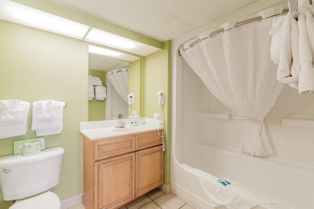 Ocean Reef Resort, Unit 626, 4 Bedroom, 3 Bath, Direct Oceanfront * Myrtle Beach