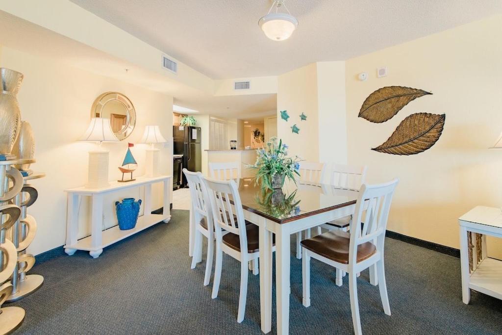 Ocean Reef Resort, Unit 626, 4 Bedroom, 3 Bath, Direct Oceanfront Aparthotel Myrtle Beach