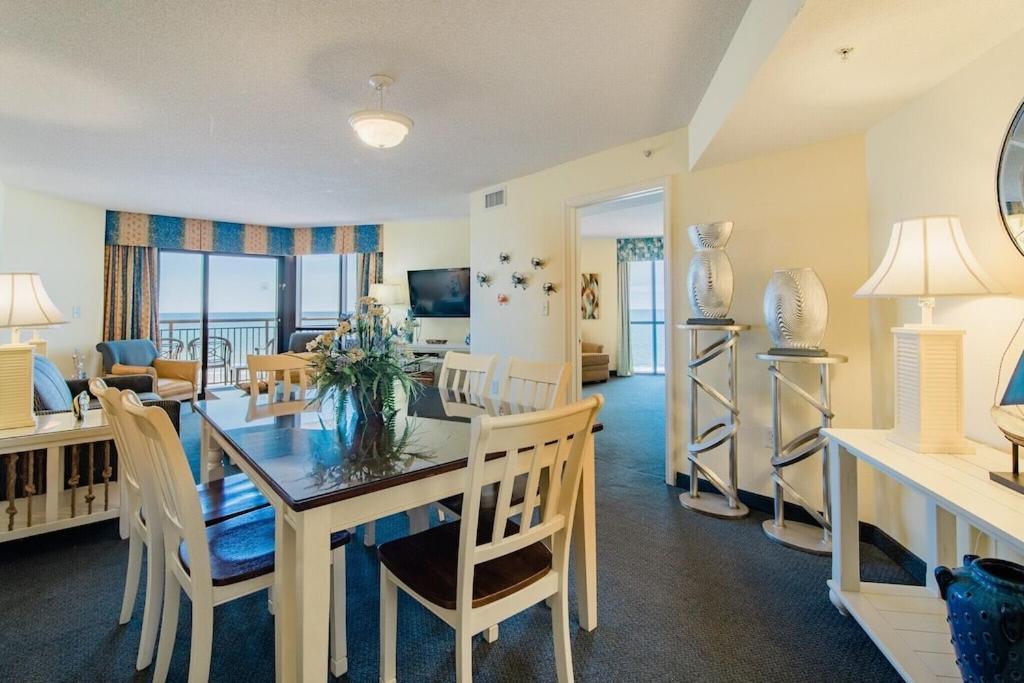 Ocean Reef Resort, Unit 626, 4 Bedroom, 3 Bath, Direct Oceanfront