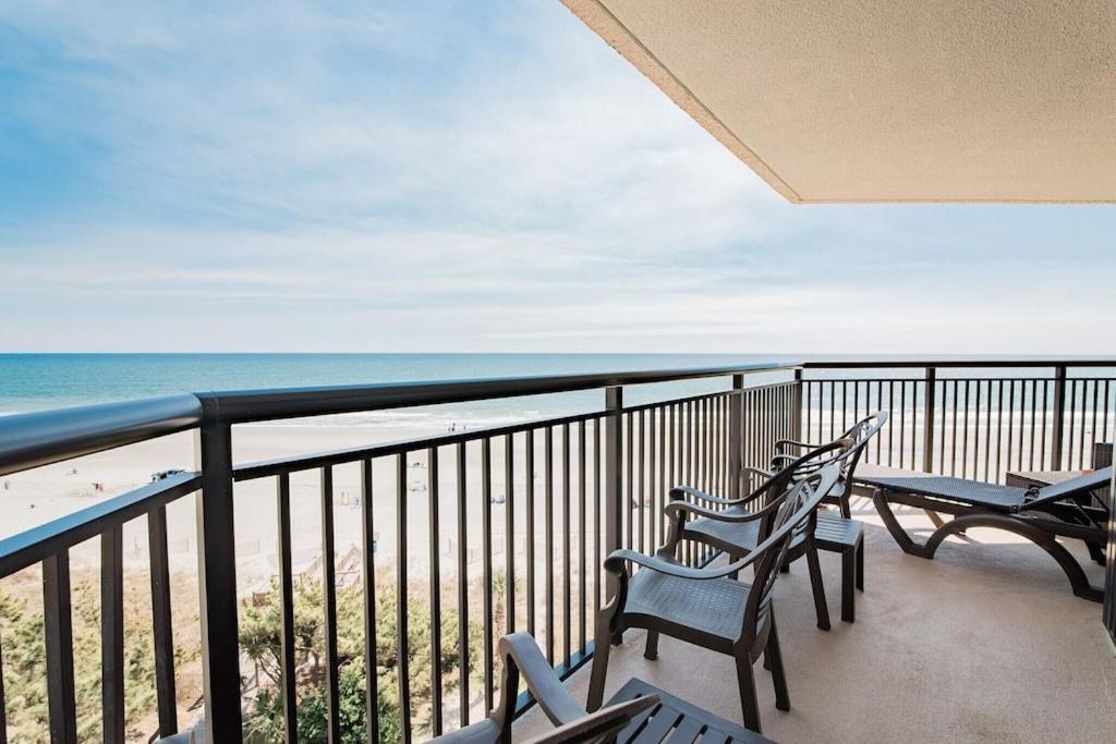Ocean Reef Resort, Unit 626, 4 Bedroom, 3 Bath, Direct Oceanfront Aparthotel
