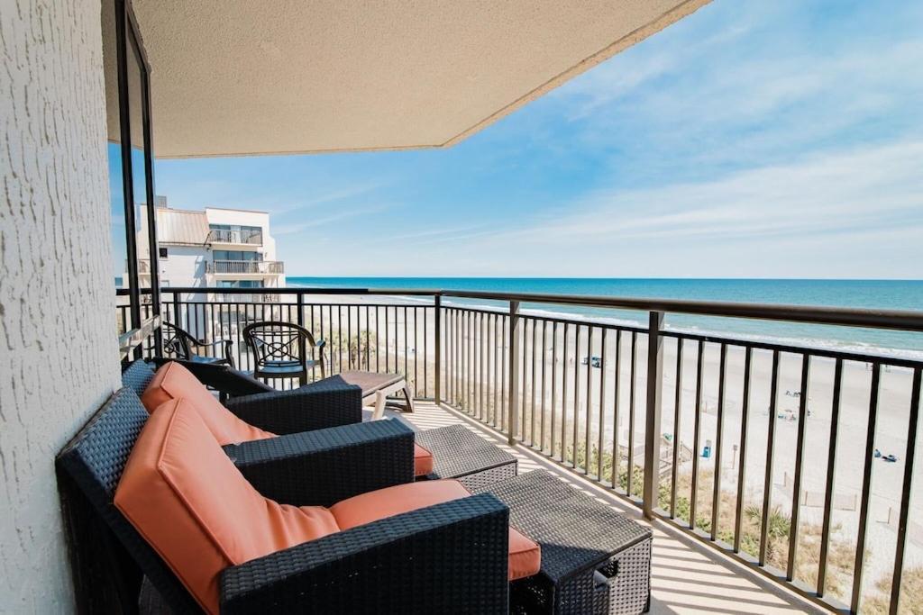 Aparthotel Ocean Reef Resort, Unit 626, 4 Bedroom, 3 Bath, Direct Oceanfront *
