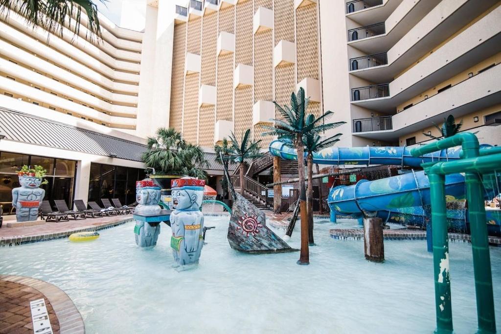 Aparthotel Ocean Reef Resort, Unit 626, 4 Bedroom, 3 Bath, Direct Oceanfront Myrtle Beach