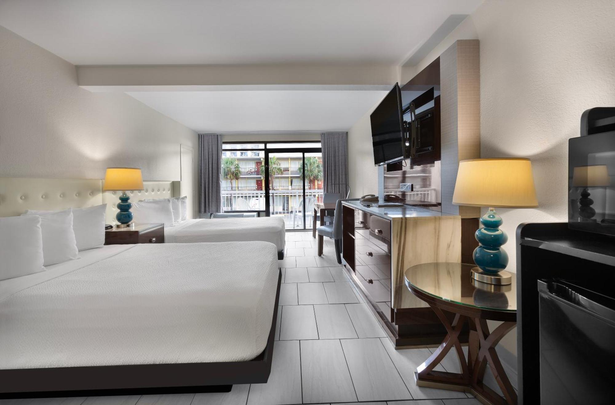 Captain's Quarters Hotel