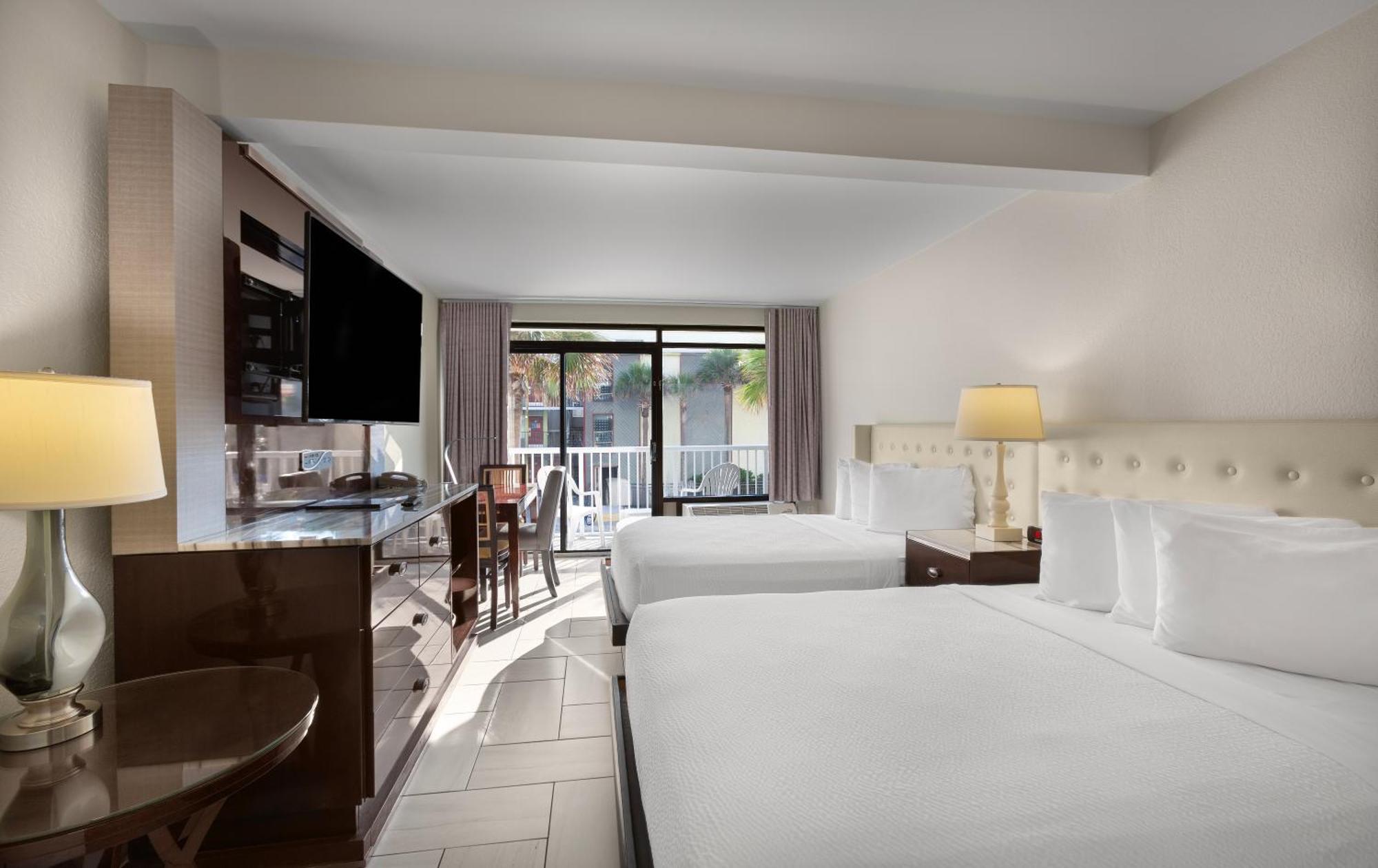 Hotel Captain's Quarters 2*