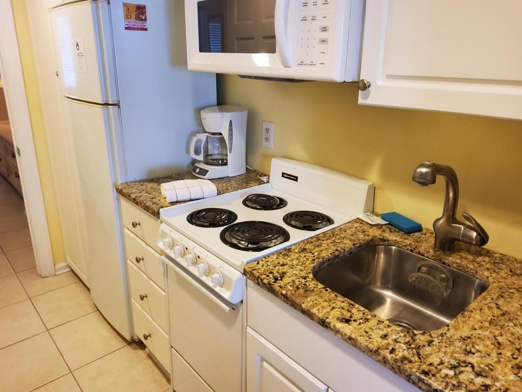 Bluewater 819 Apartment