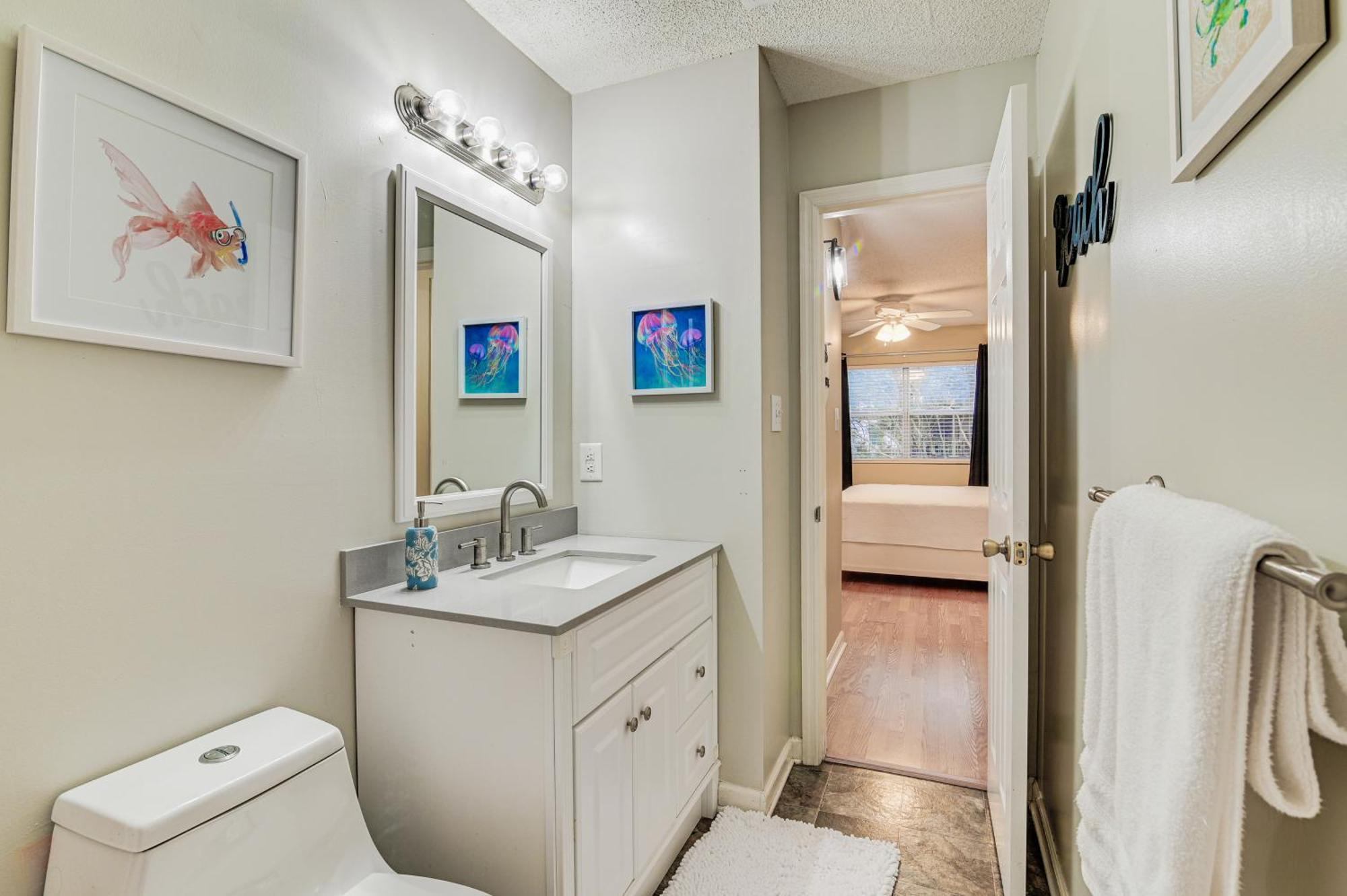Myrtle Retreat With Balcony Near Boardwalk!