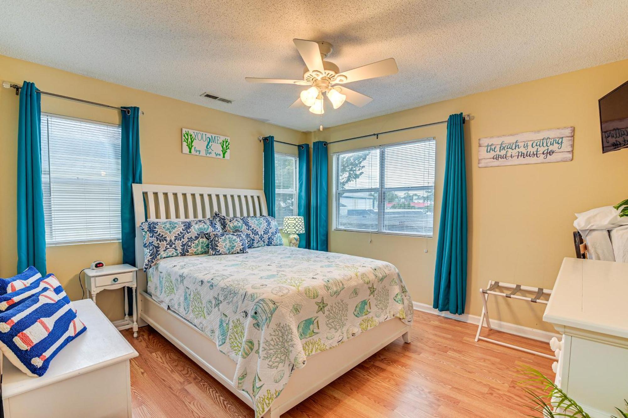Myrtle Retreat With Balcony Near Boardwalk! Myrtle Beach
