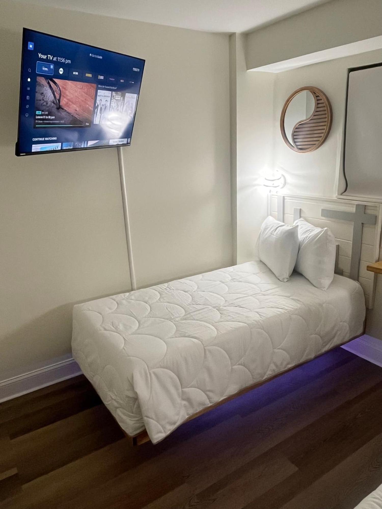 Luxe By The Sea - 5-star Beachfront Escape Apartment *