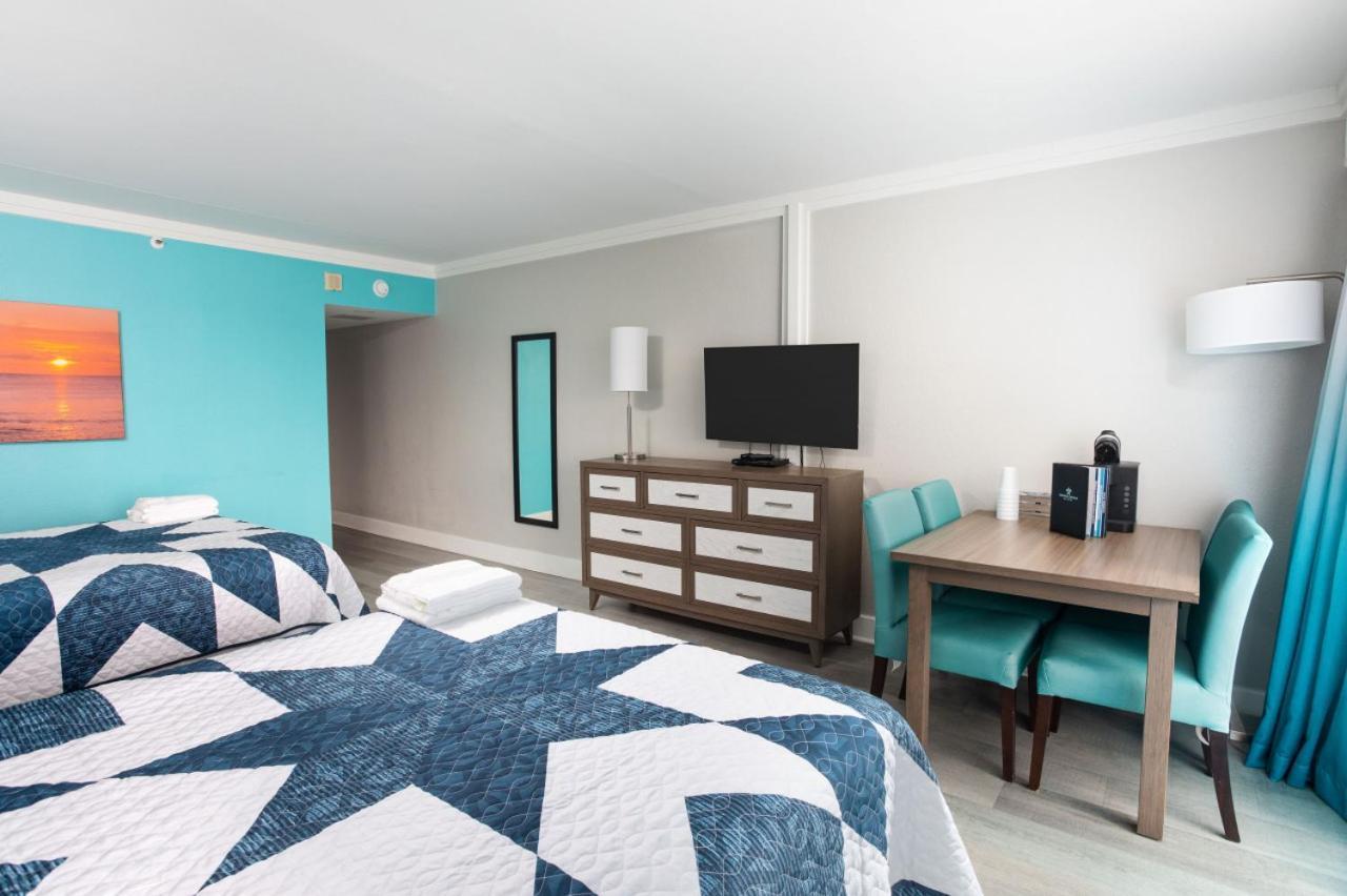 Apartment Oceanview Grande Cayman- Waterslides - Tiki Bar