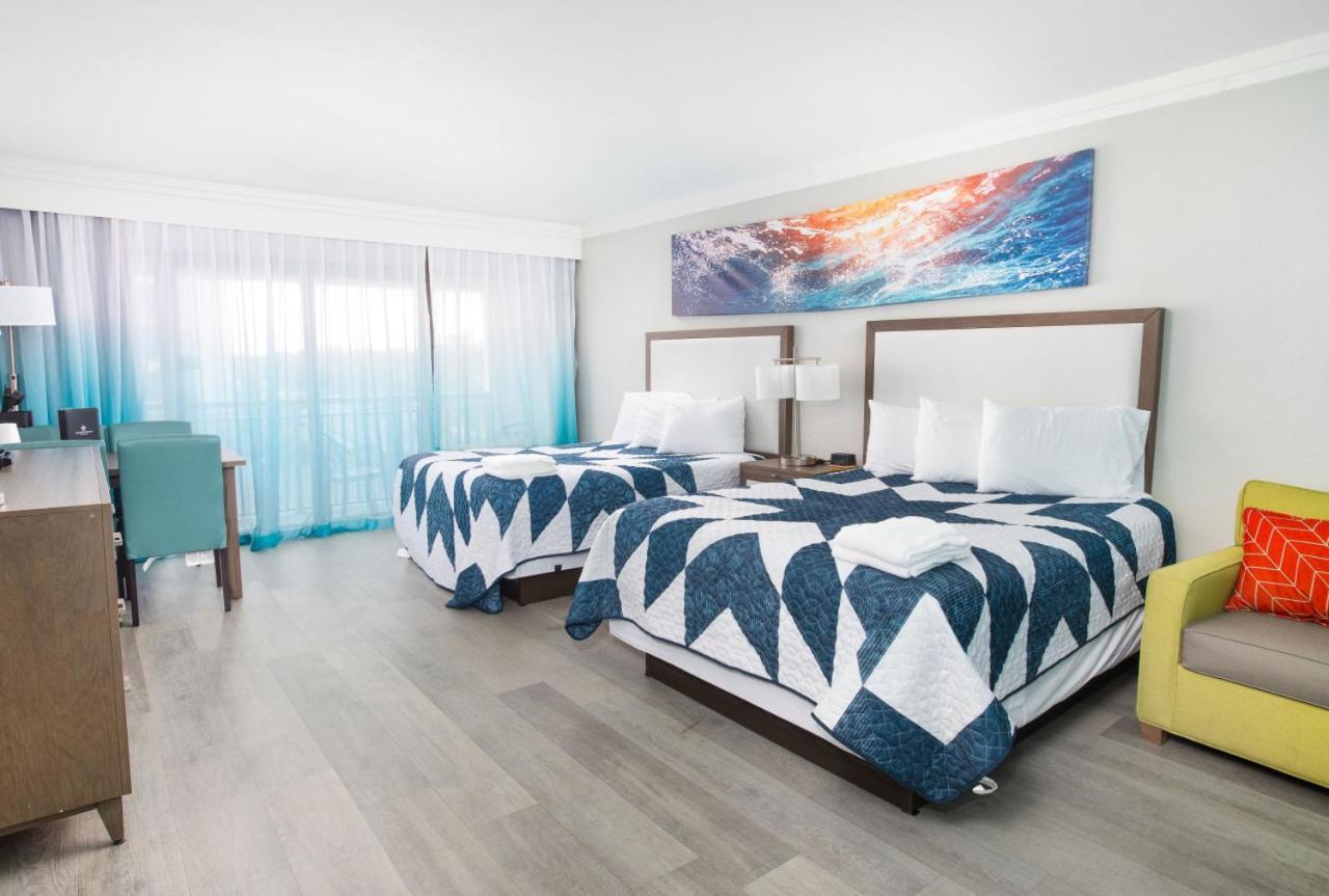 Apartment Oceanview Grande Cayman- Waterslides - Tiki Bar *