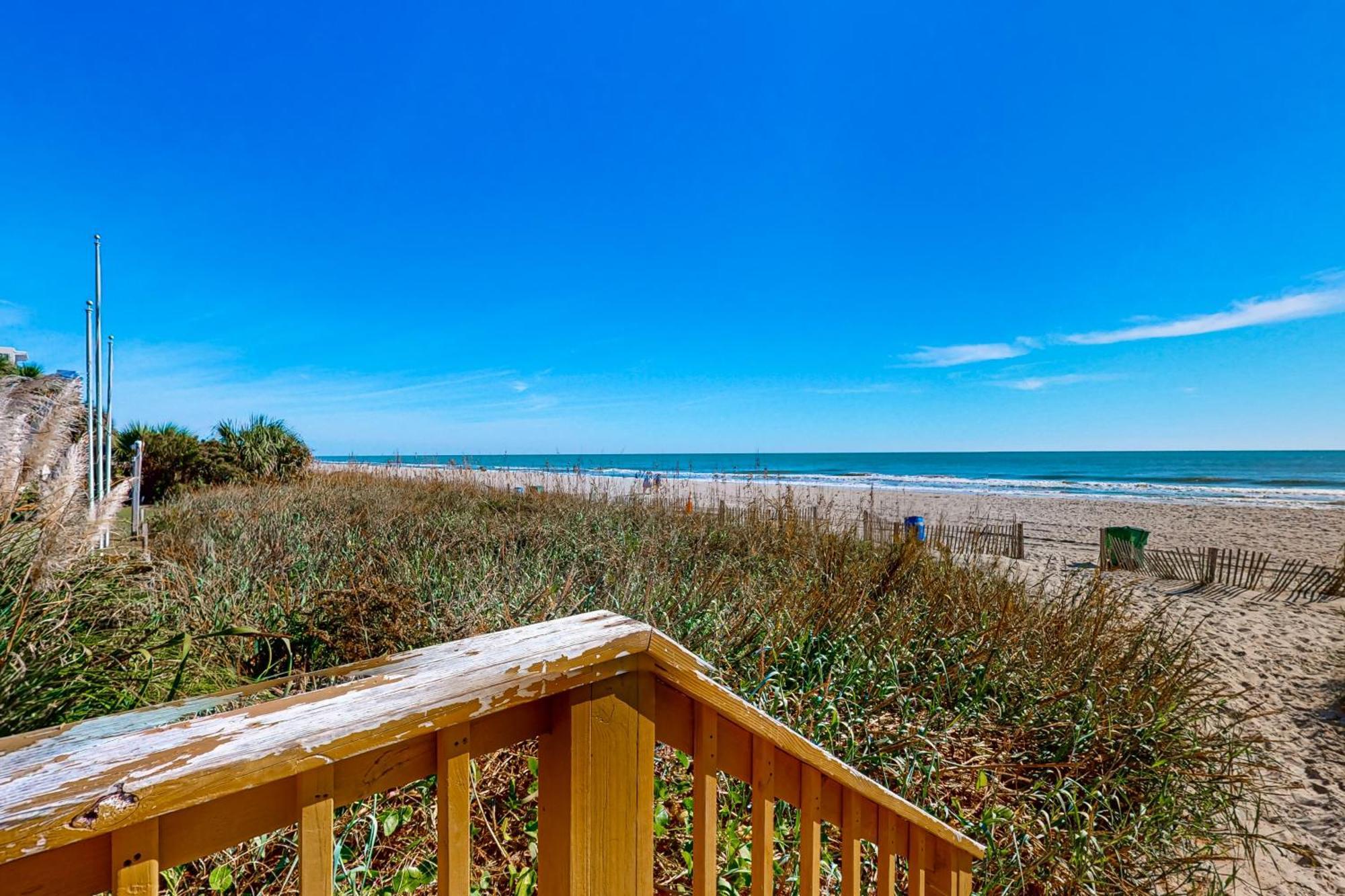 Dunes 807 Apartment
