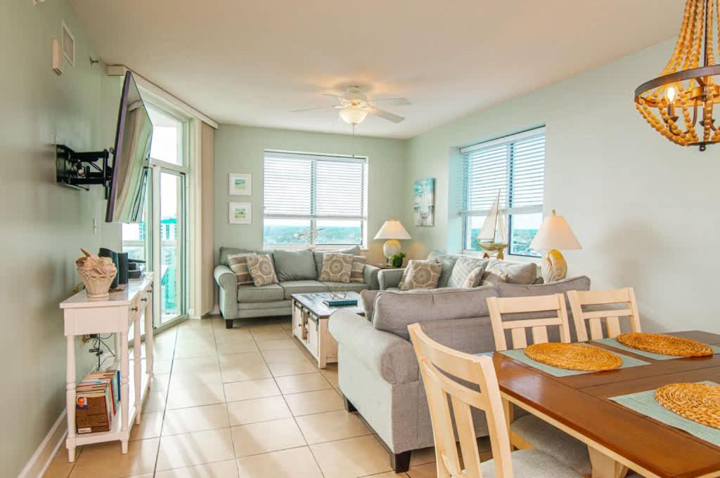 Penthouse Stunning Ocean Views Lazy River Indoor Pool * Myrtle Beach