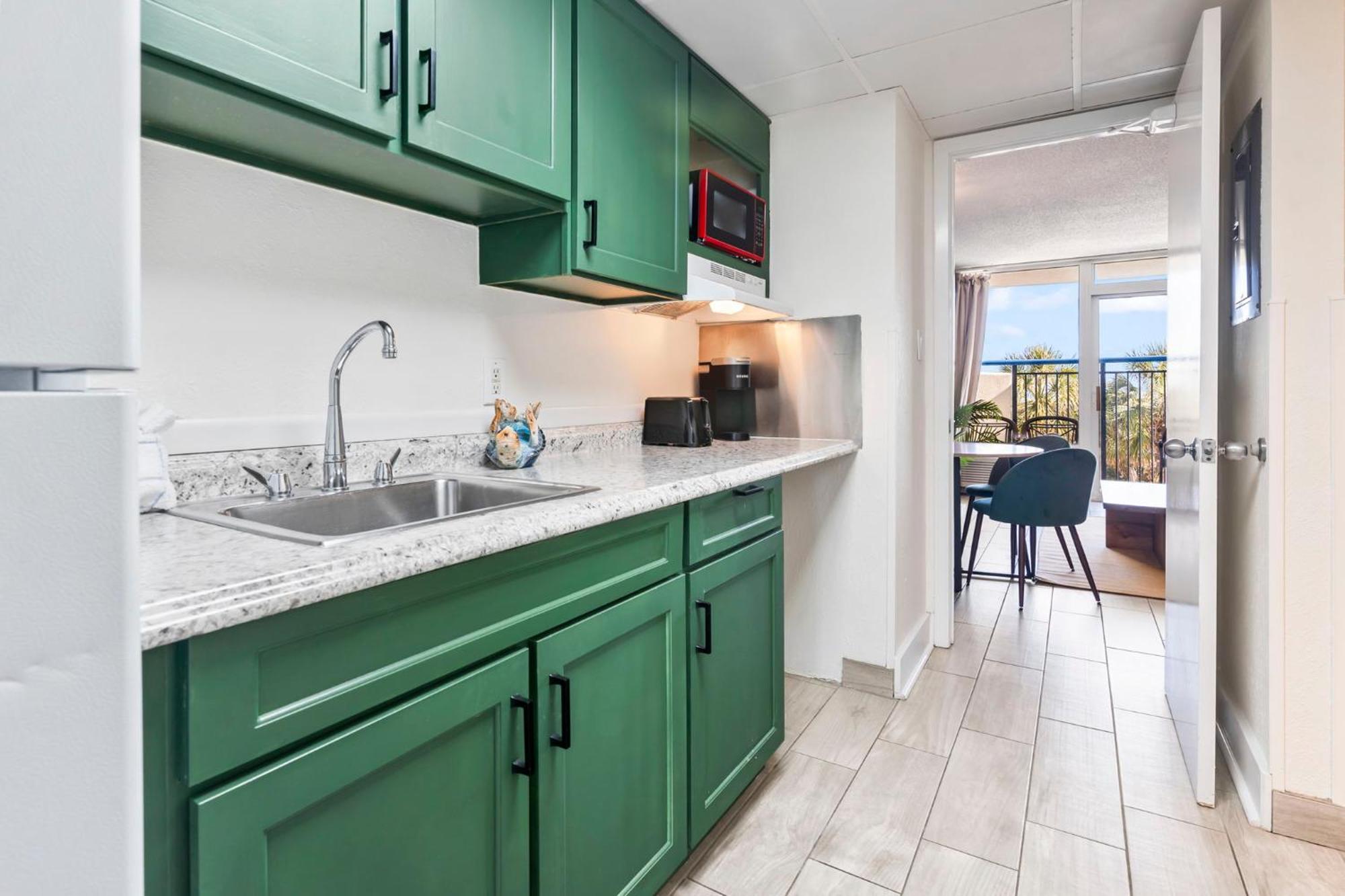 Recently Remodeled Double Queen Condo- Oceanfront Views! Boardwalk 135 Holiday home Myrtle Beach
