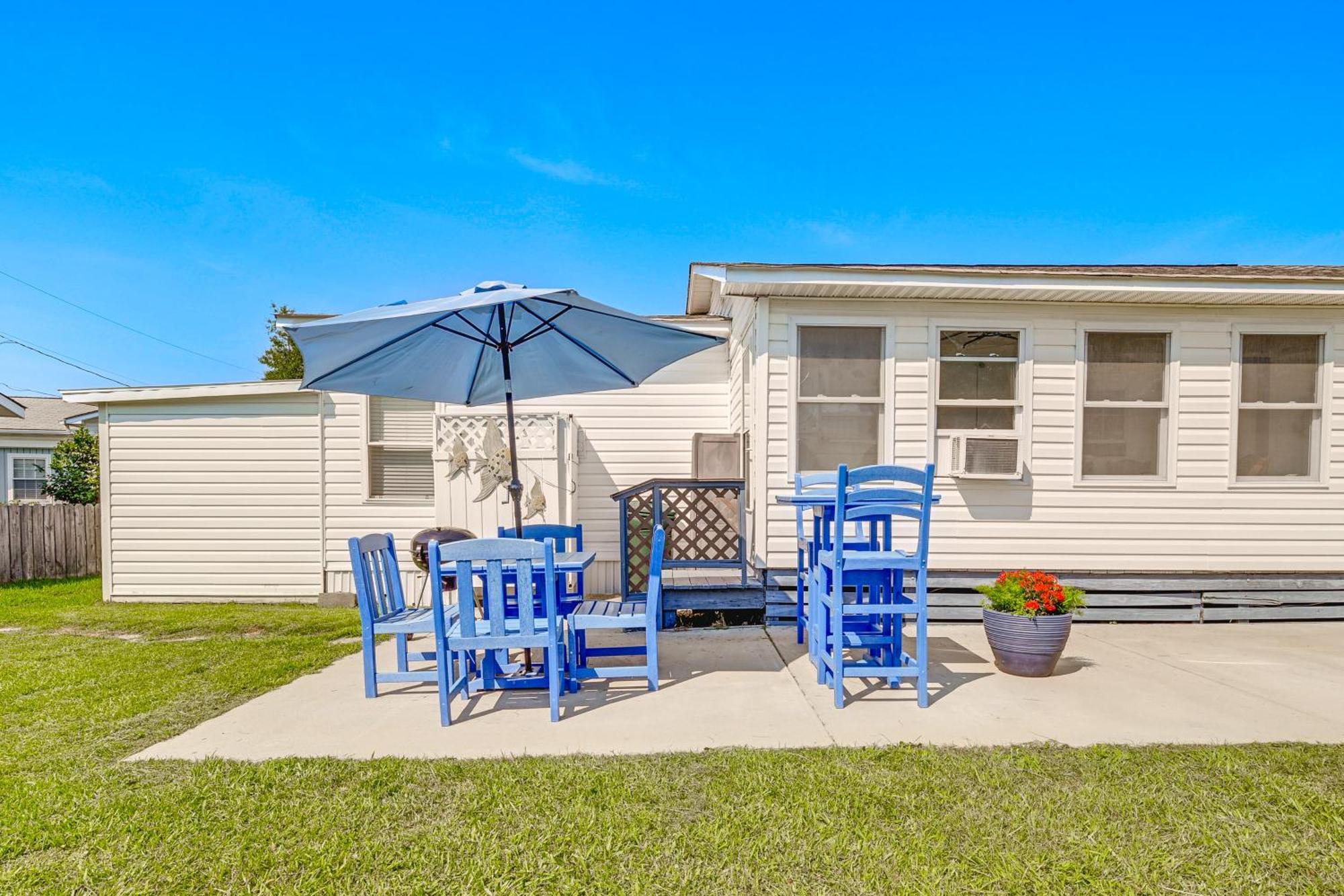 Surfside About Half Mi To Beach! Holiday home *