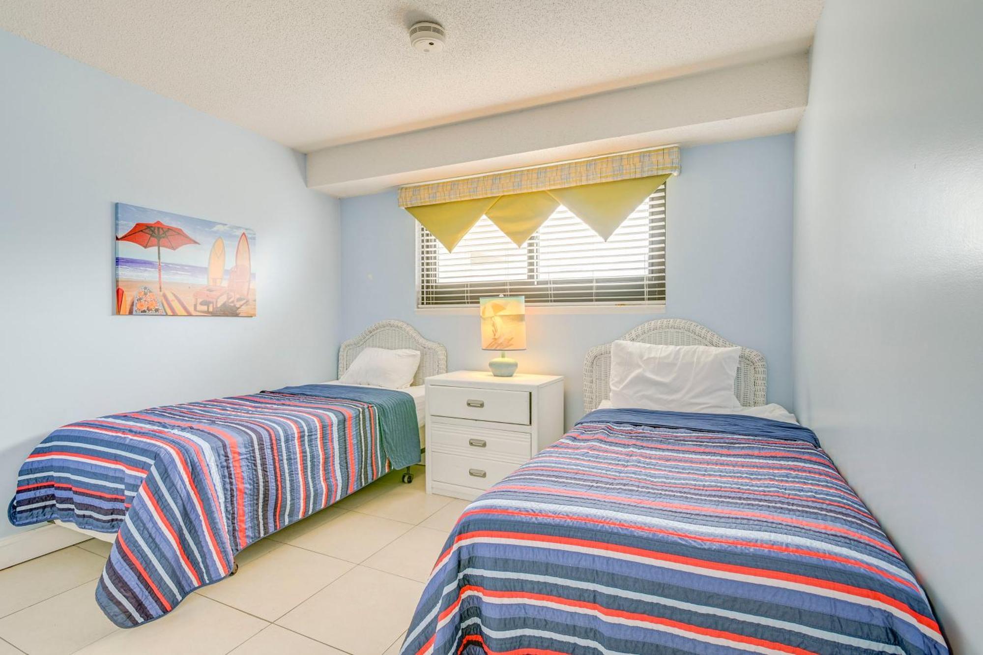 Apartment Myrtle With Pool And Ocean View!