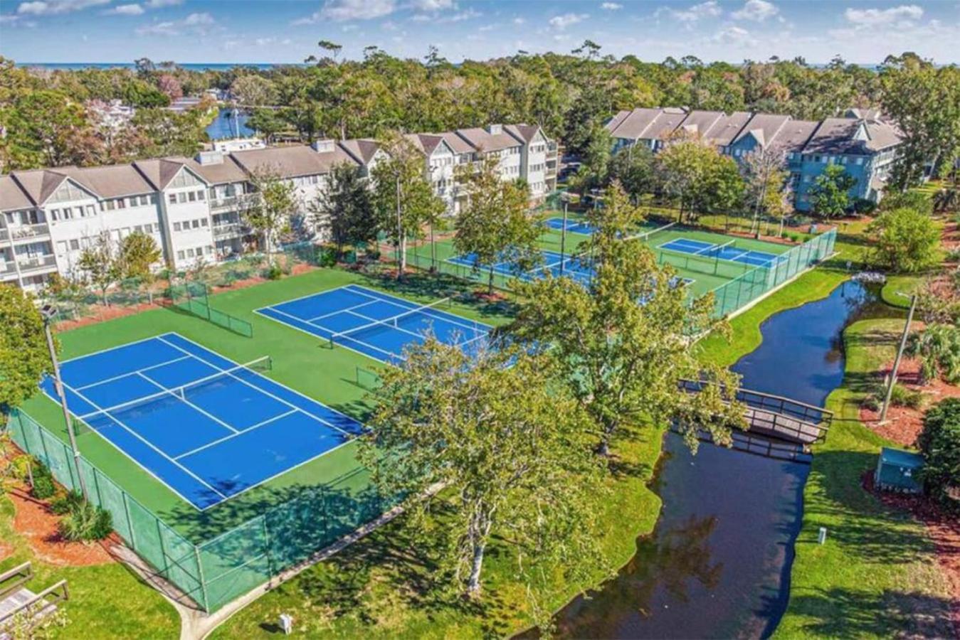 Luxe By The Sea - 5-star Beachfront Escape Apartment Myrtle Beach