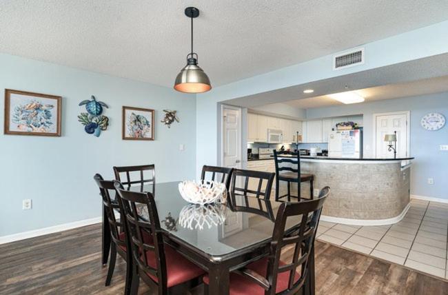 Yacht Club 2-903 Apartment *