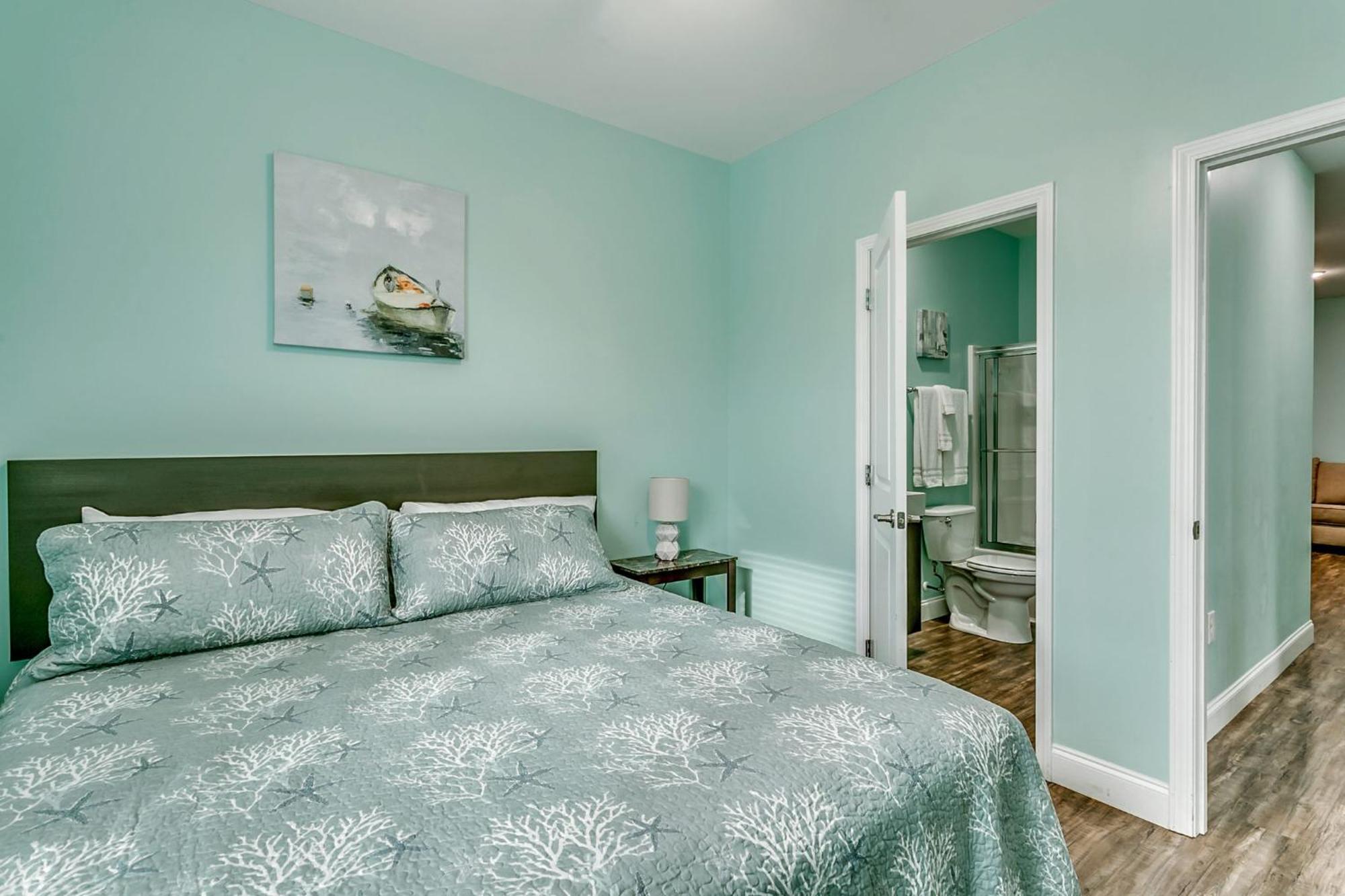 204 Unit B By Together
