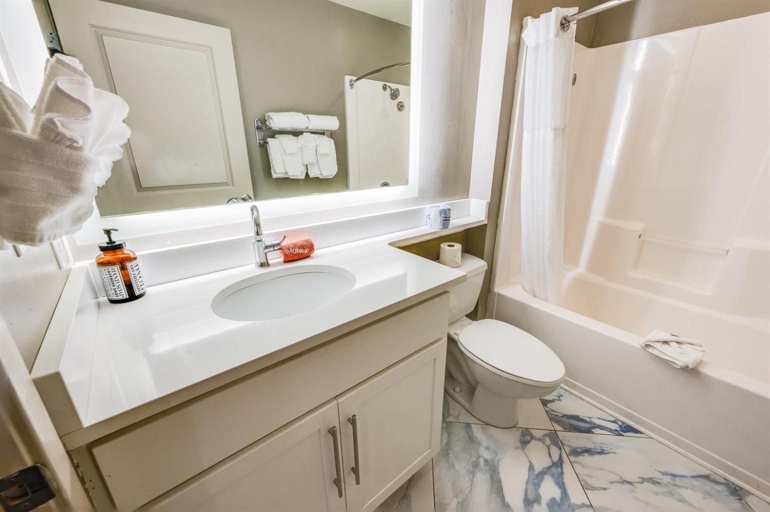Hotel Myrtle Beach Oceanfront Condo With Stunning Views 2*