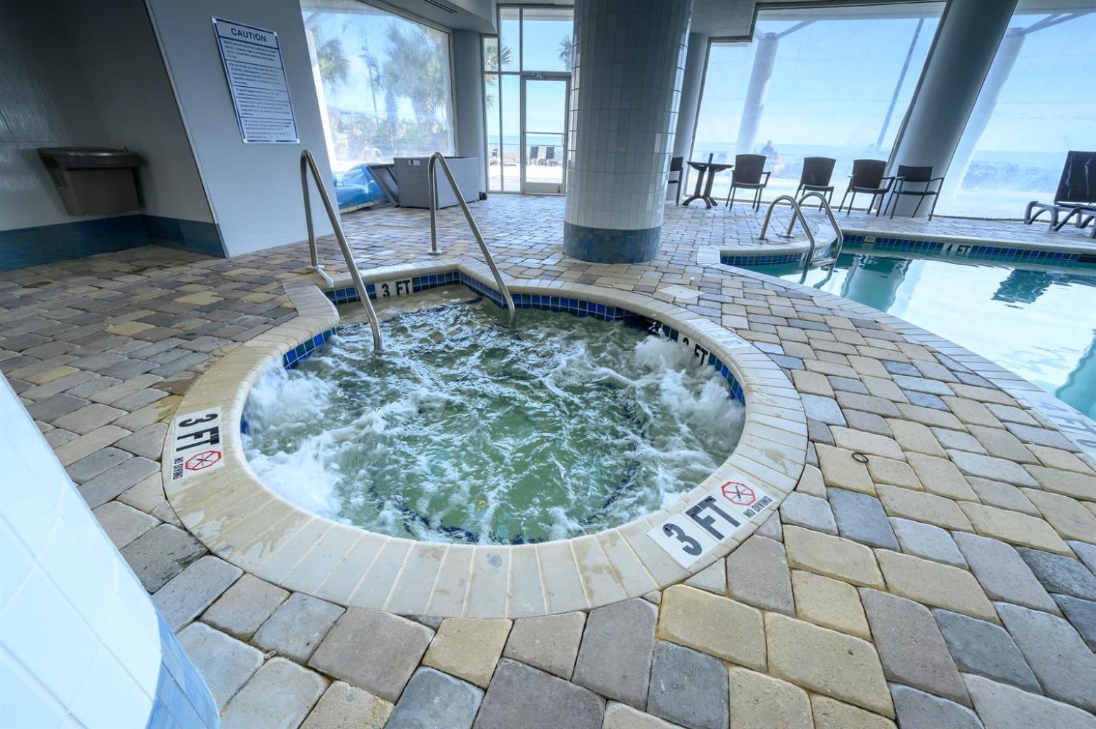 Oceanfront Myrtle Beach 2-Br Condo With Hot Tubs Aparthotel