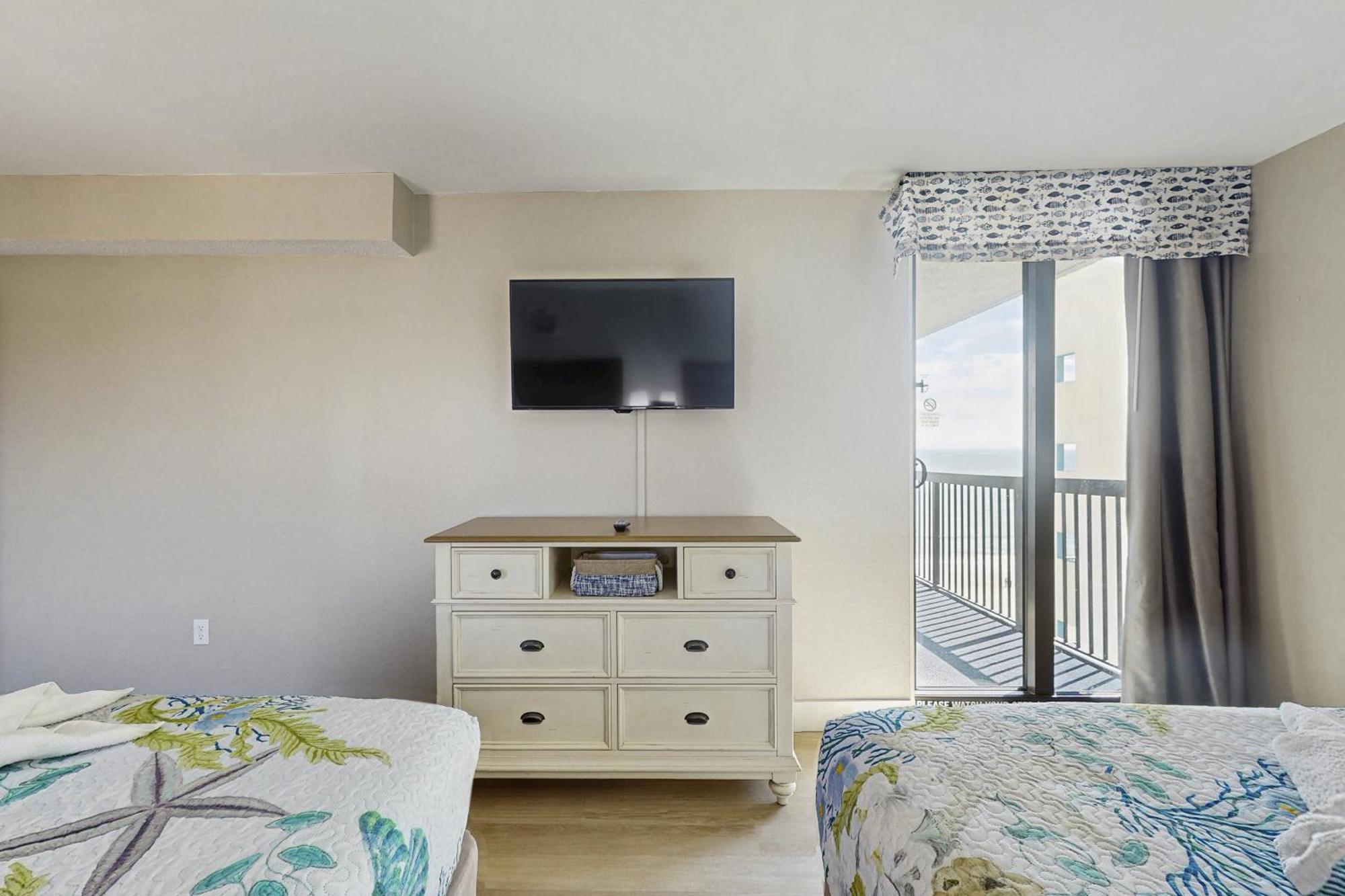 Compass Cove 871 Apartment